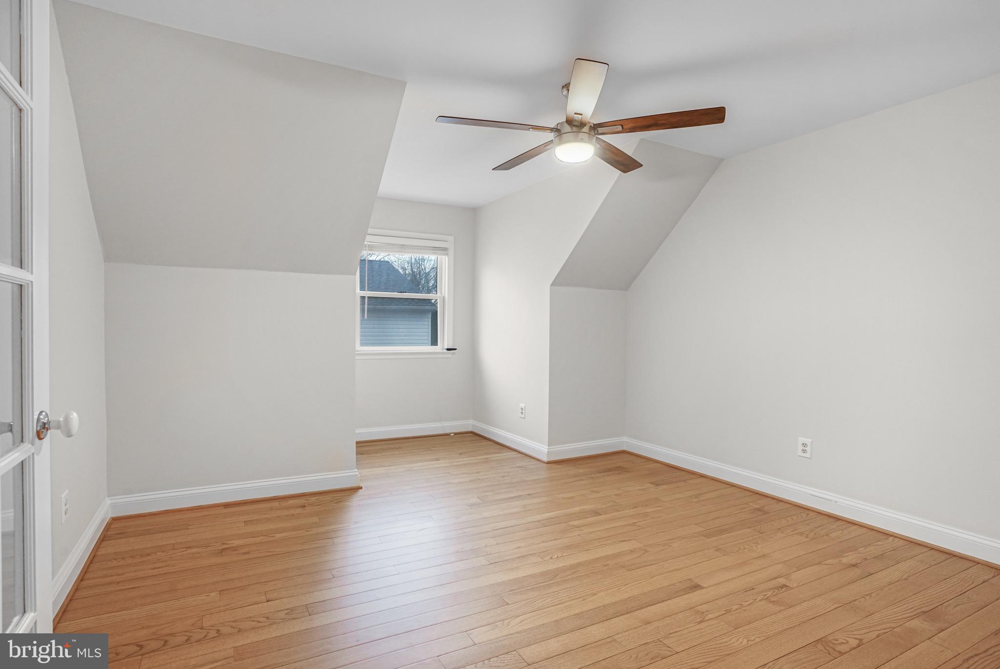 SOUTH RIDING - Residential