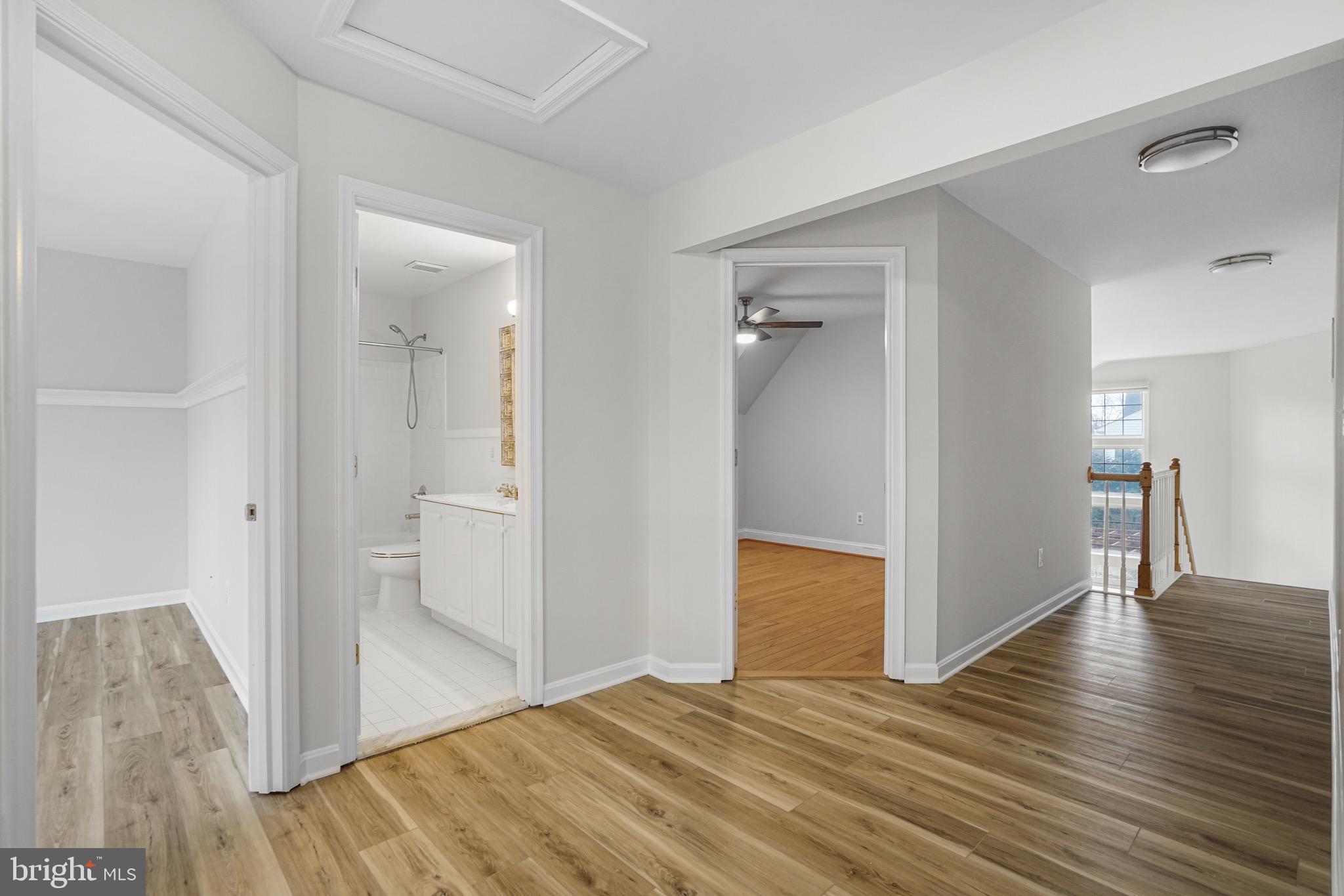 SOUTH RIDING - Residential