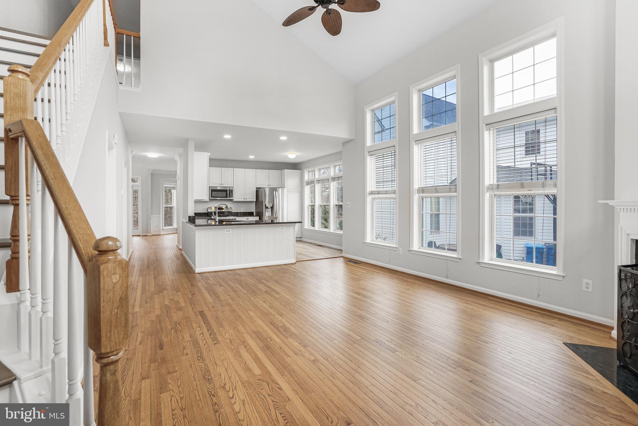 SOUTH RIDING - Residential