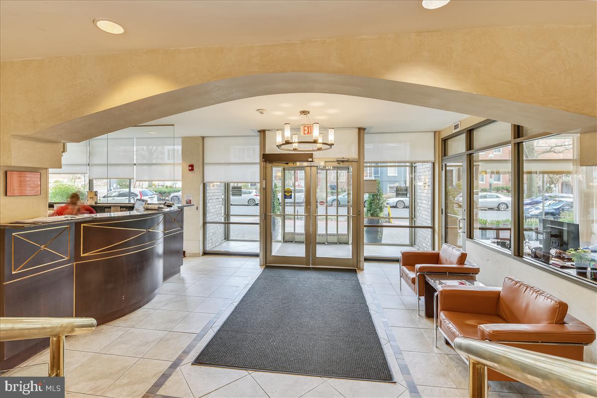 FOGGY BOTTOM - Residential Lease