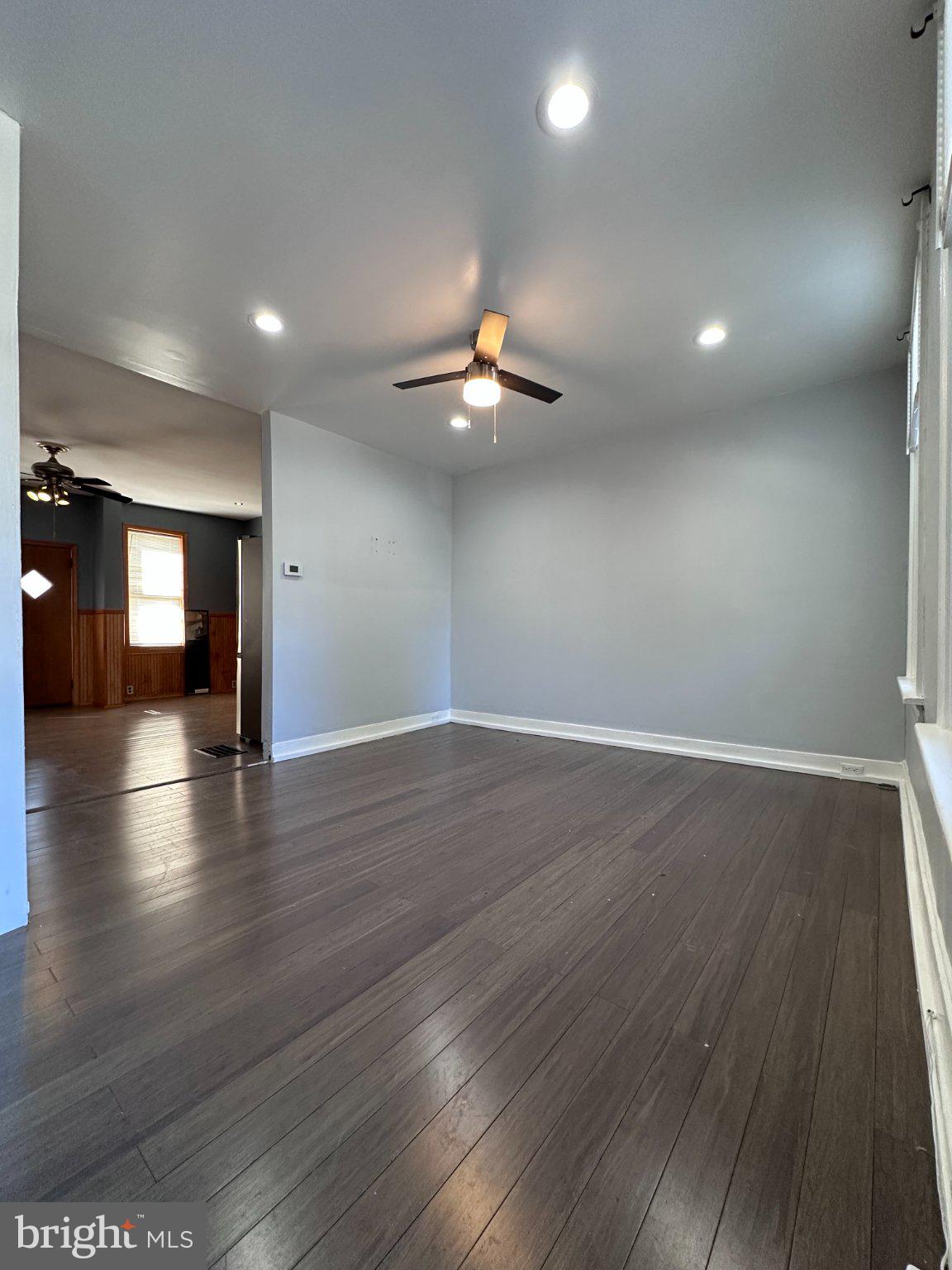 PORT RICHMOND - Residential
