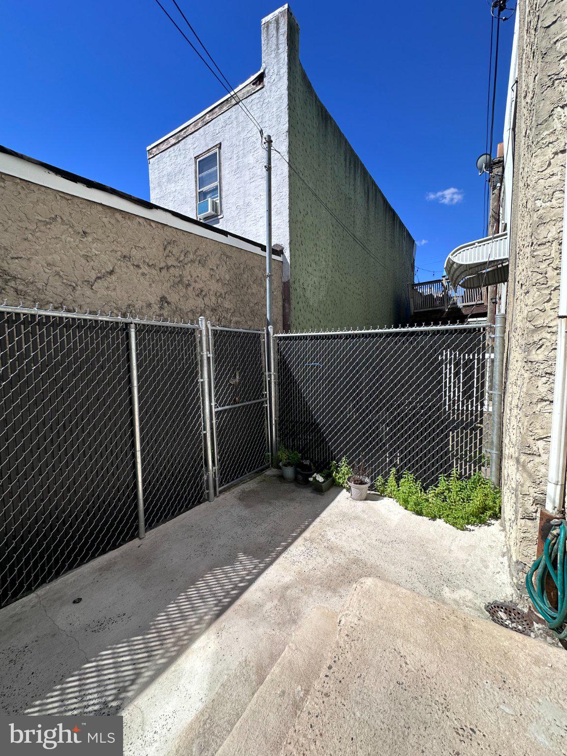 PORT RICHMOND - Residential