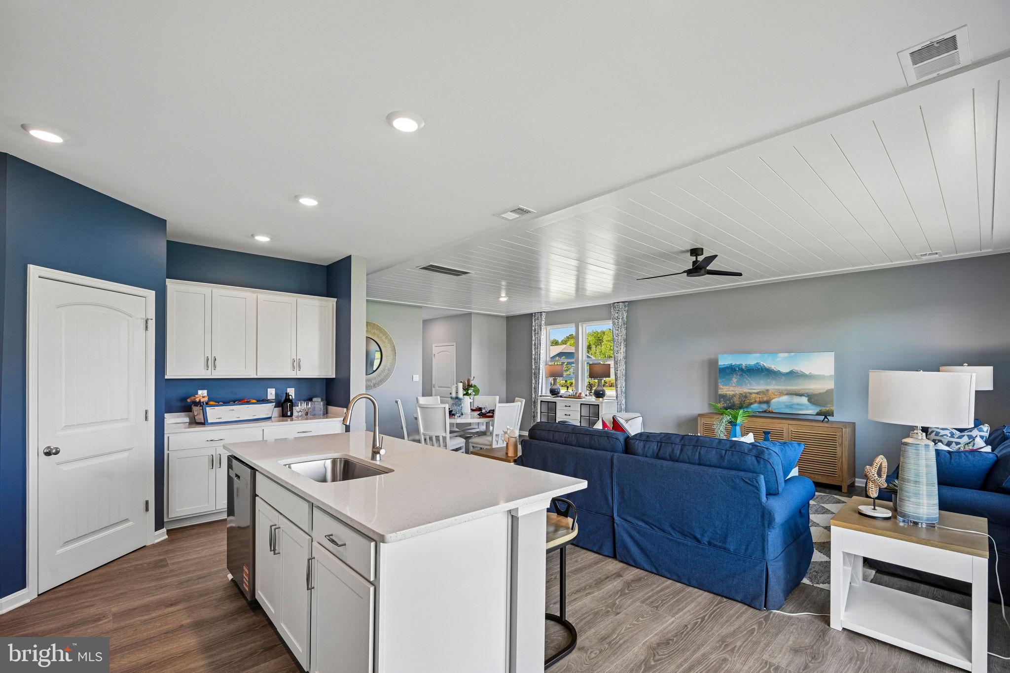 COASTAL VILLAGES - Residential