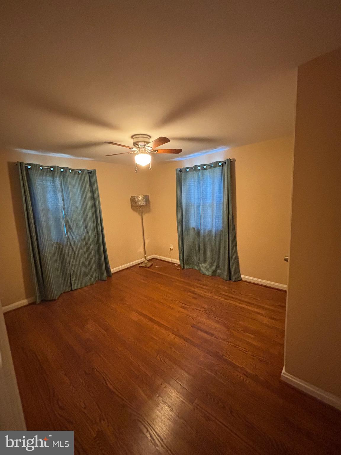 HOLLYWOOD - Residential