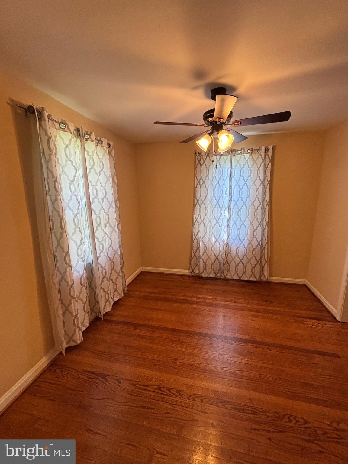 HOLLYWOOD - Residential