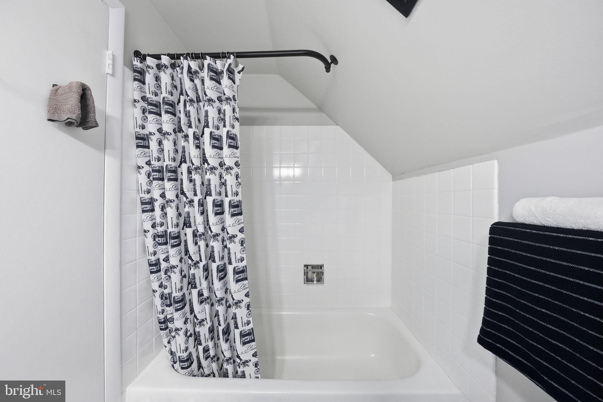 ROCKLEDGE AT BELAIR - Residential