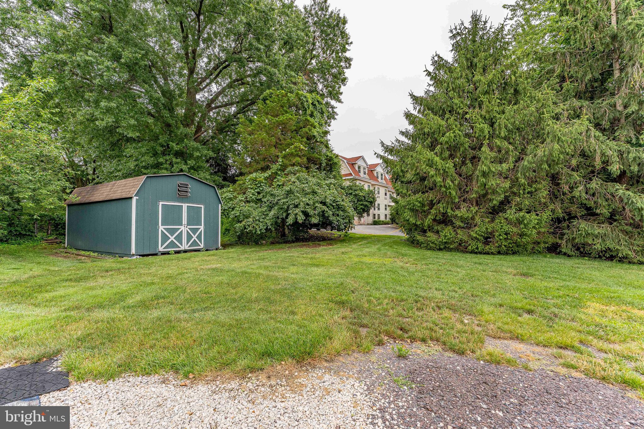 BRYN MAWR - Residential