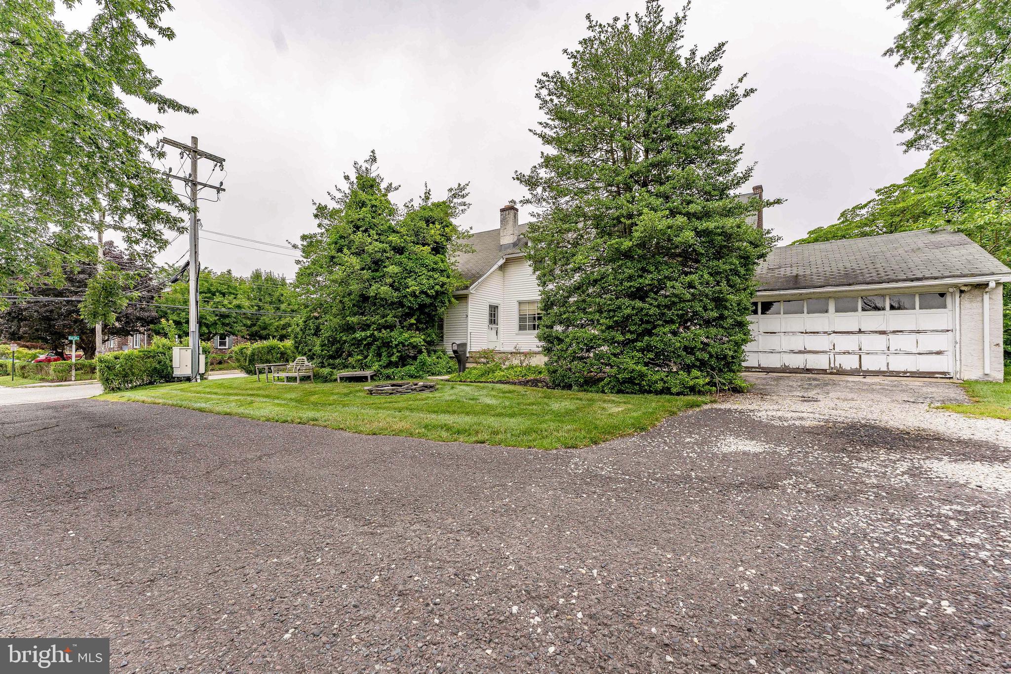 BRYN MAWR - Residential