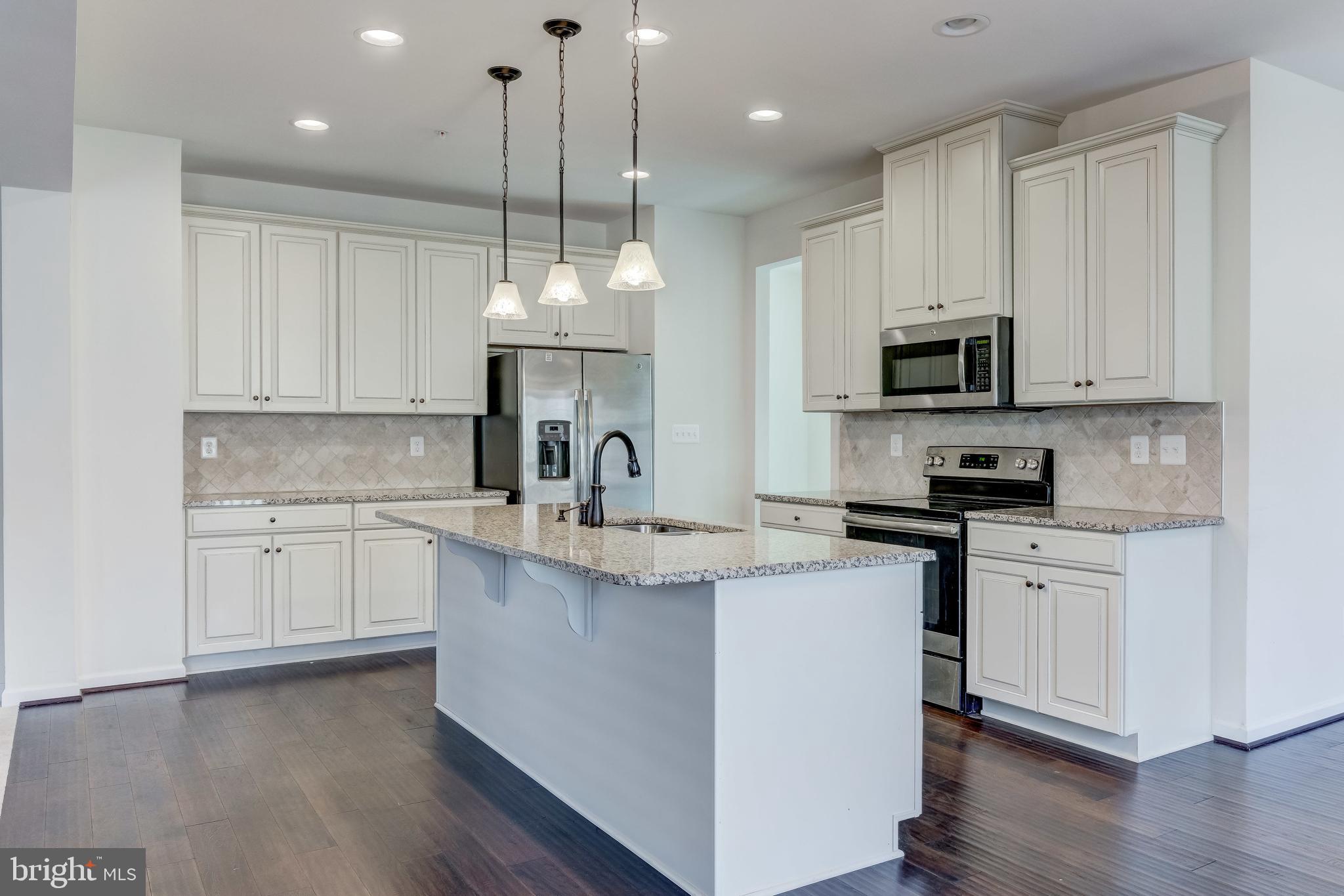 FIELDCREST - Residential