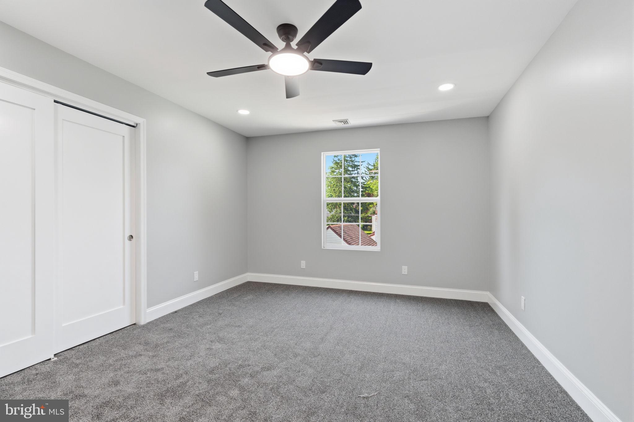 NESHAMINY HILLS - Residential