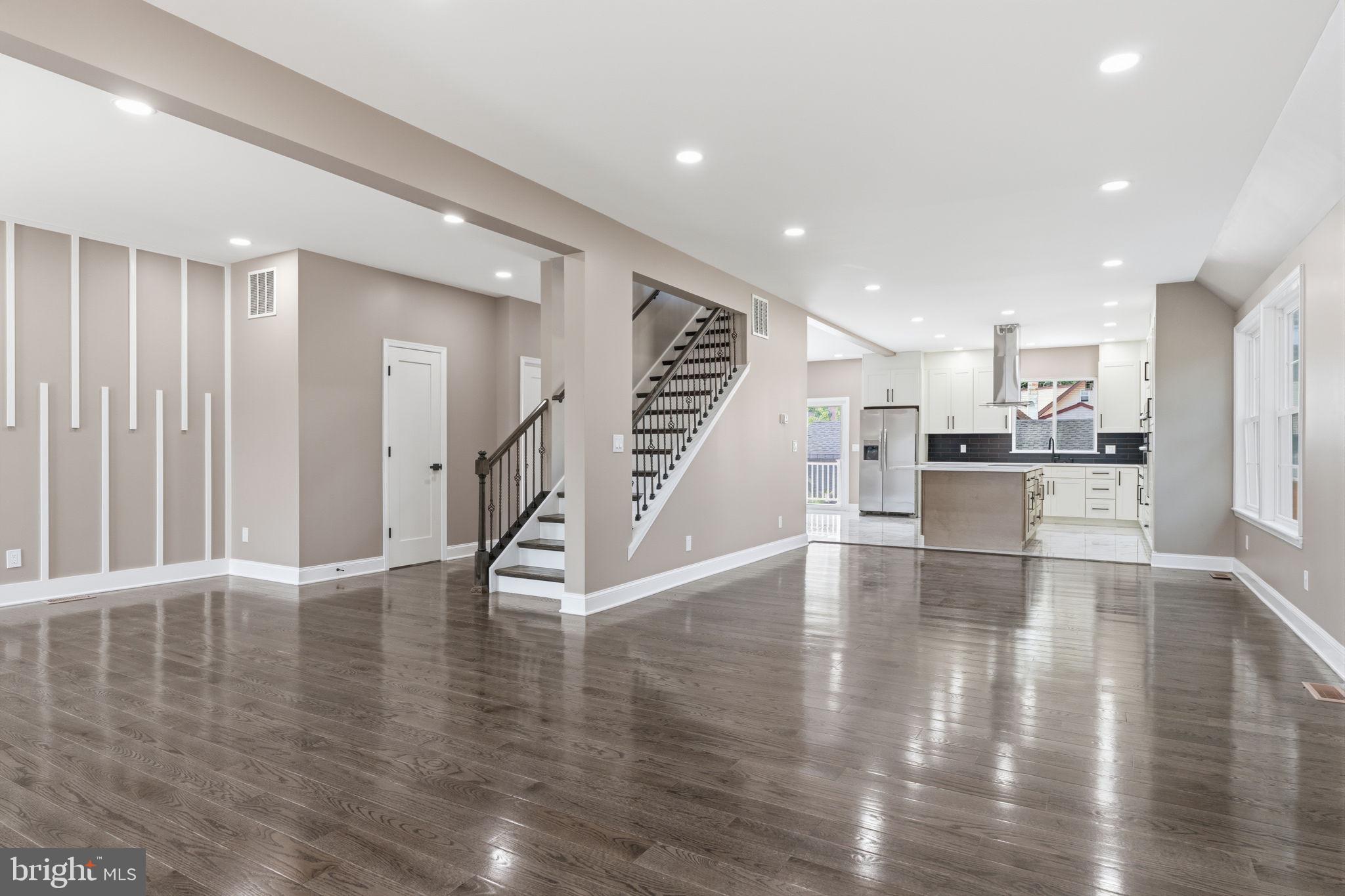 NESHAMINY HILLS - Residential