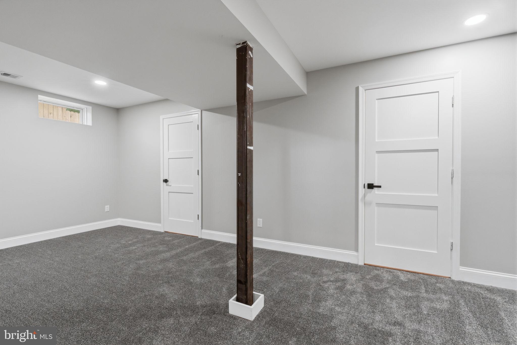 NESHAMINY HILLS - Residential