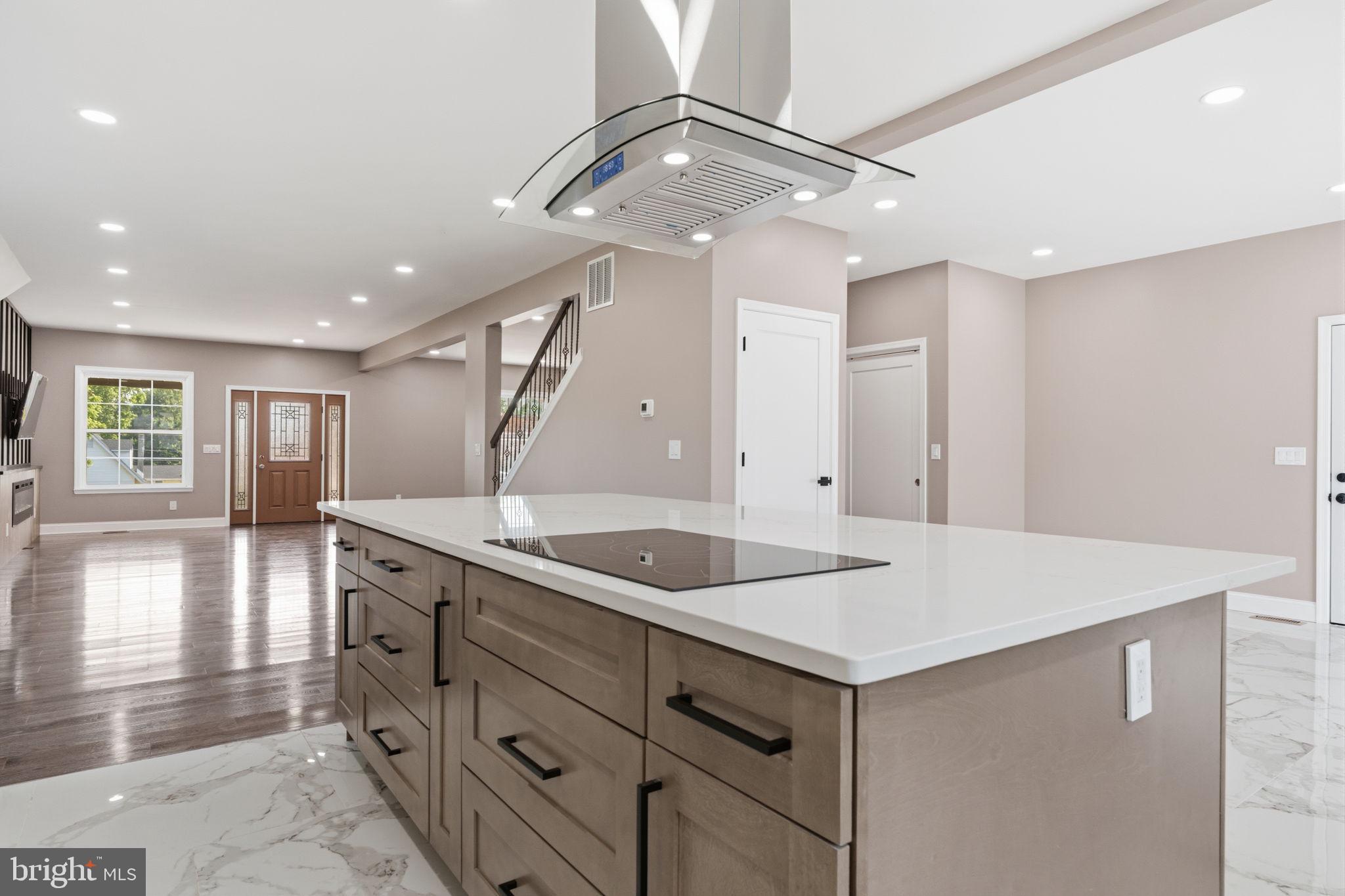 NESHAMINY HILLS - Residential