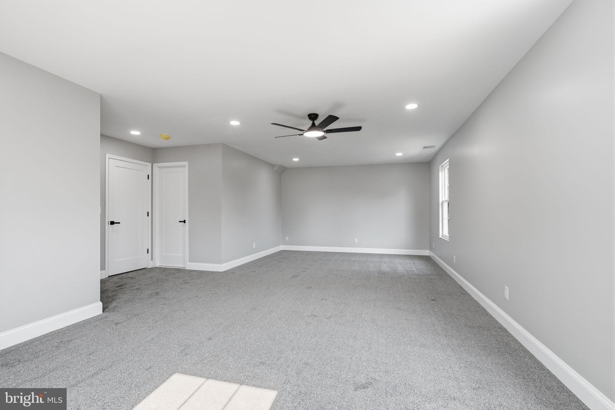 NESHAMINY HILLS - Residential