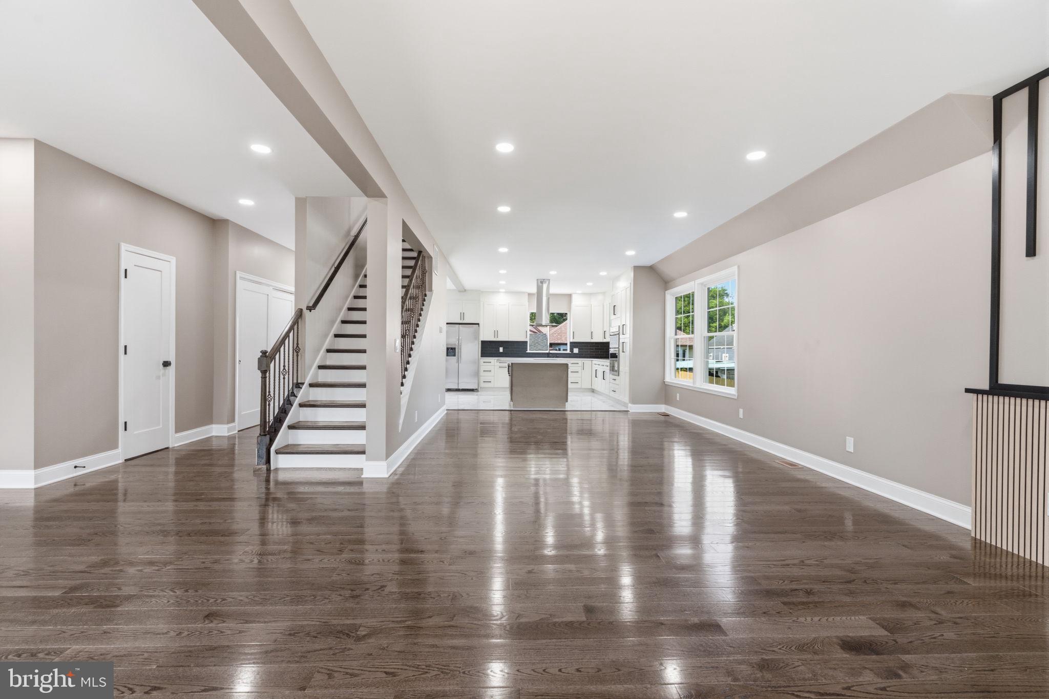 NESHAMINY HILLS - Residential