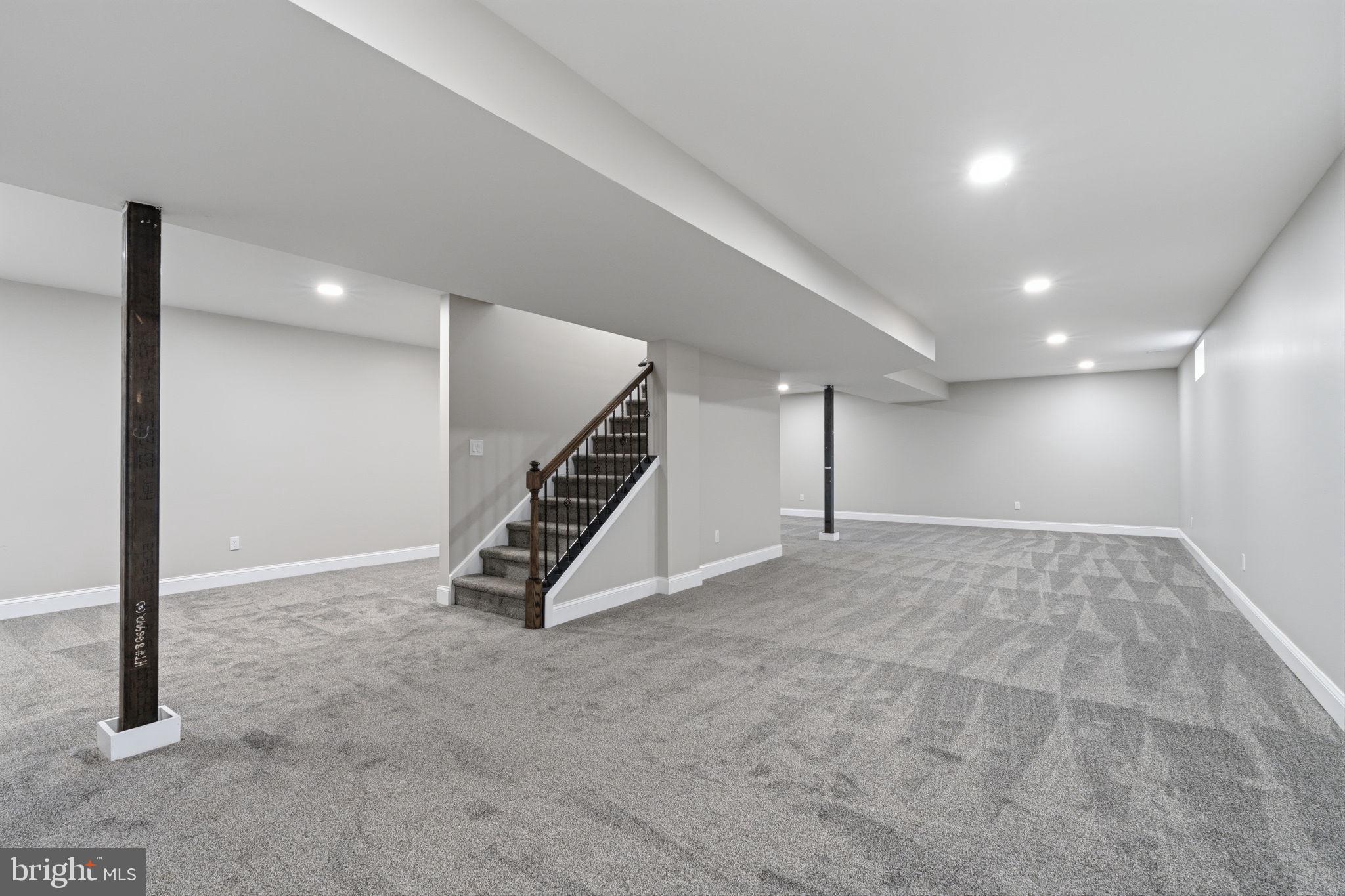NESHAMINY HILLS - Residential