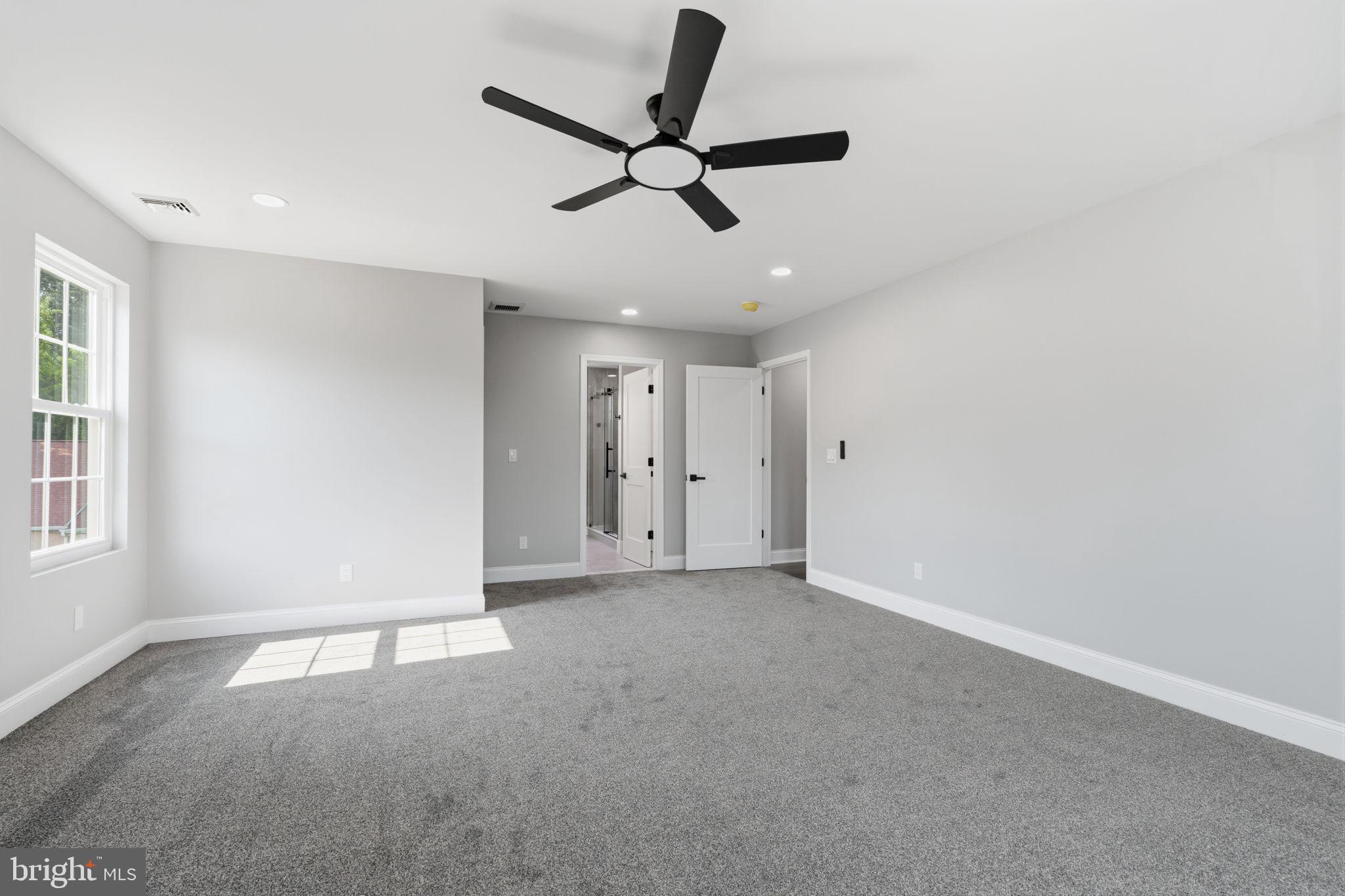 NESHAMINY HILLS - Residential