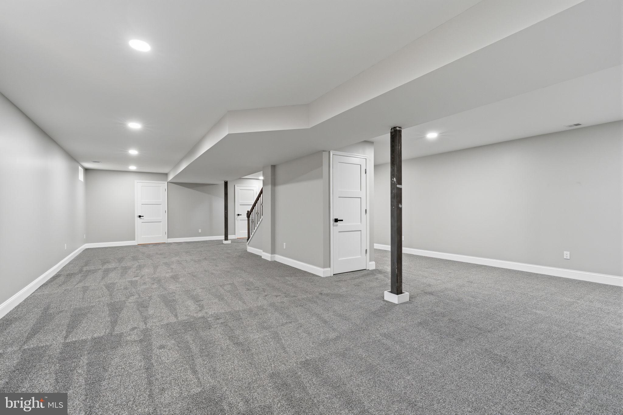 NESHAMINY HILLS - Residential