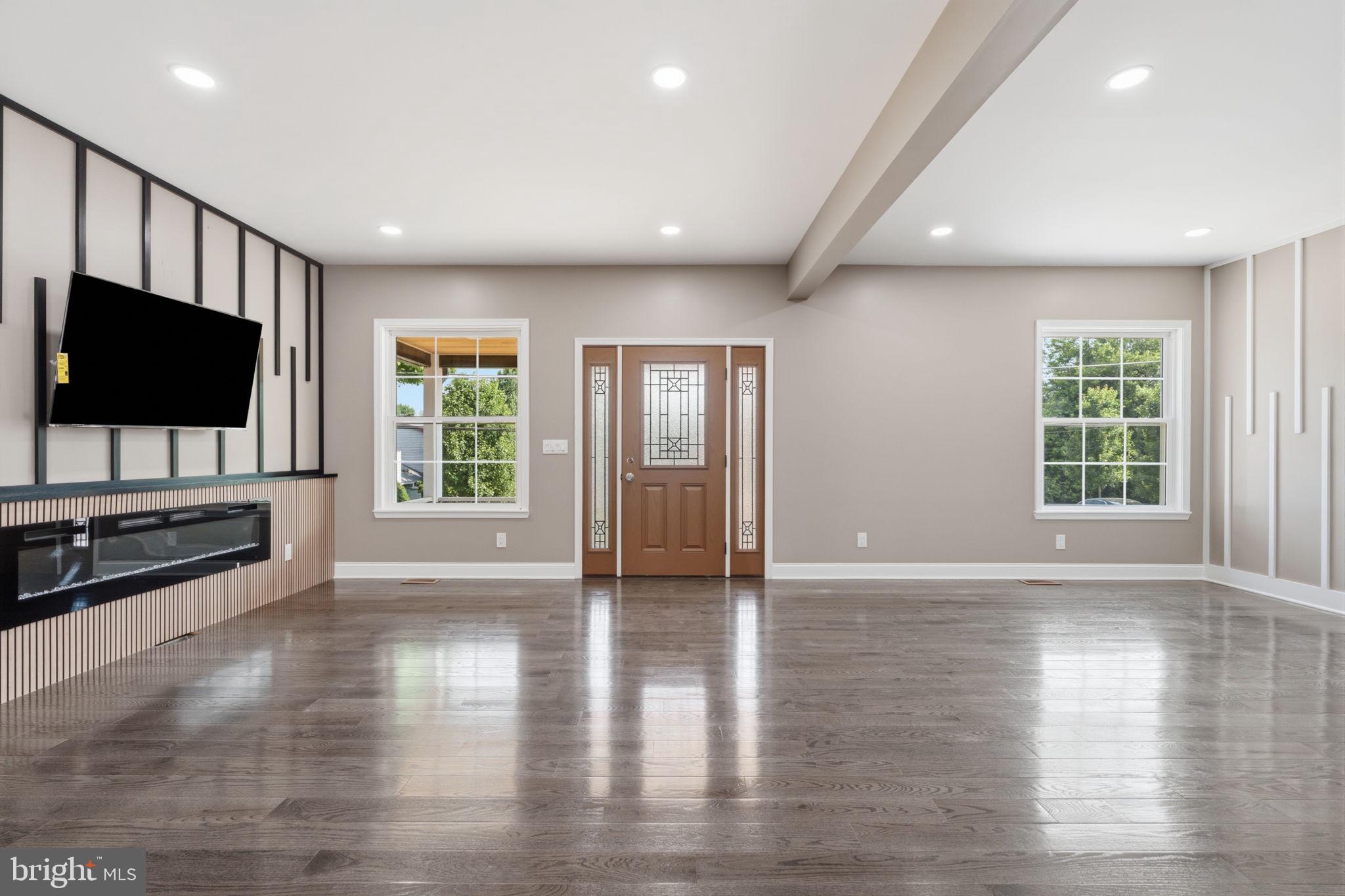 NESHAMINY HILLS - Residential