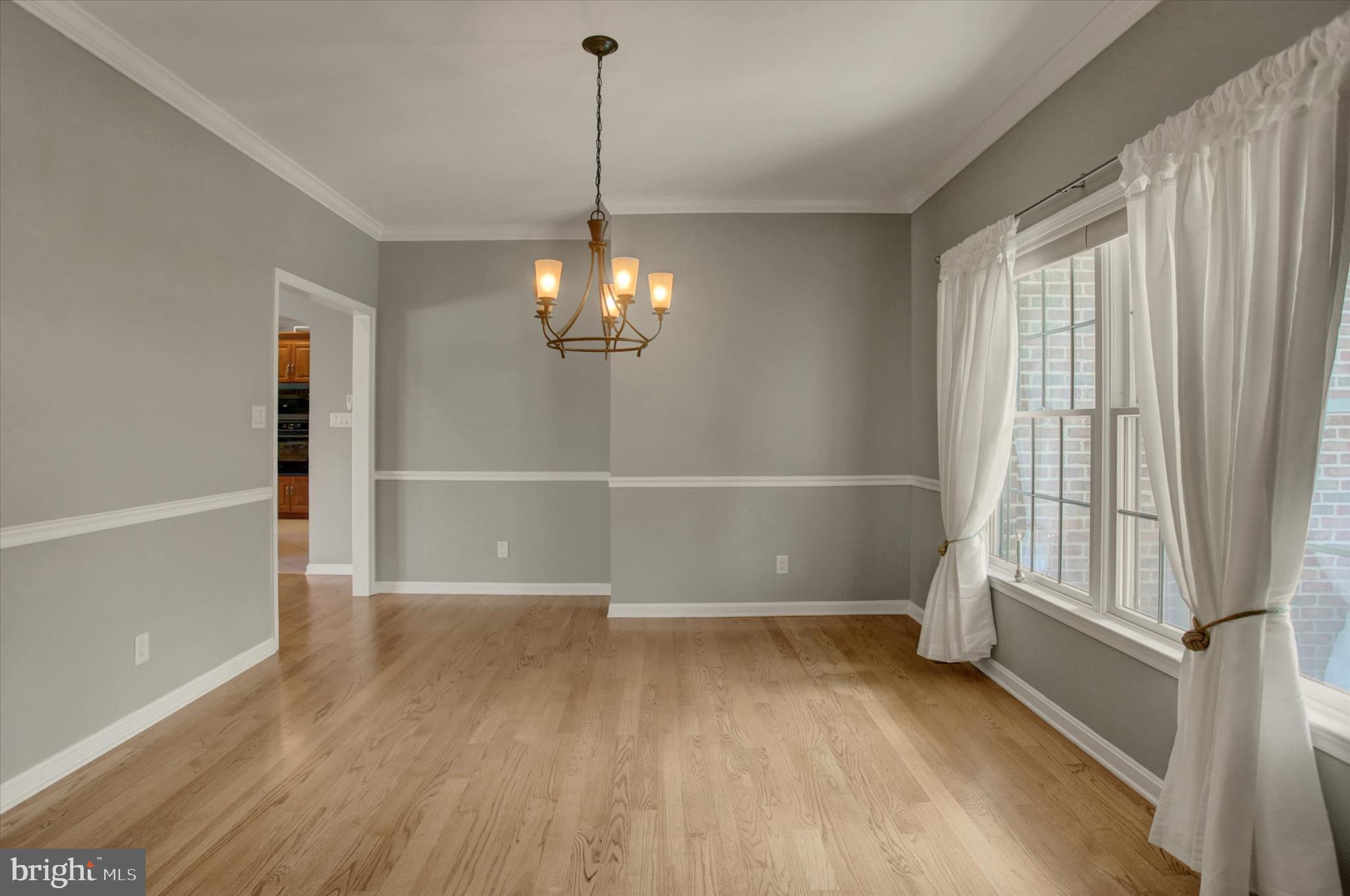 FOREST HILLS - Residential