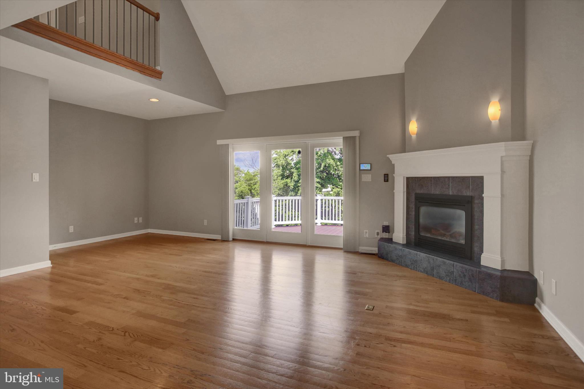 FOREST HILLS - Residential
