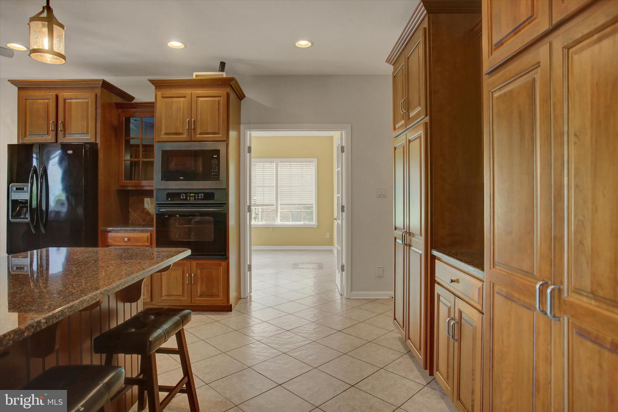FOREST HILLS - Residential