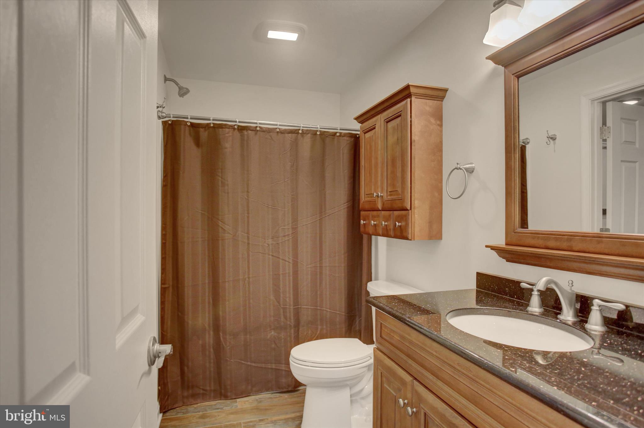 FOREST HILLS - Residential