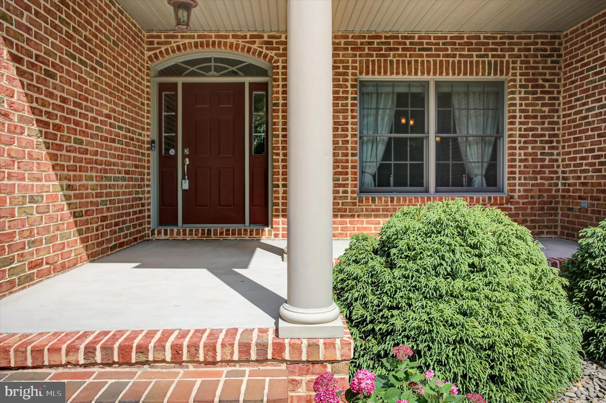 FOREST HILLS - Residential