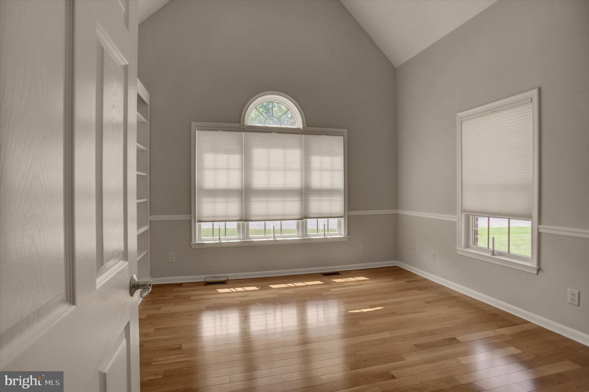 FOREST HILLS - Residential
