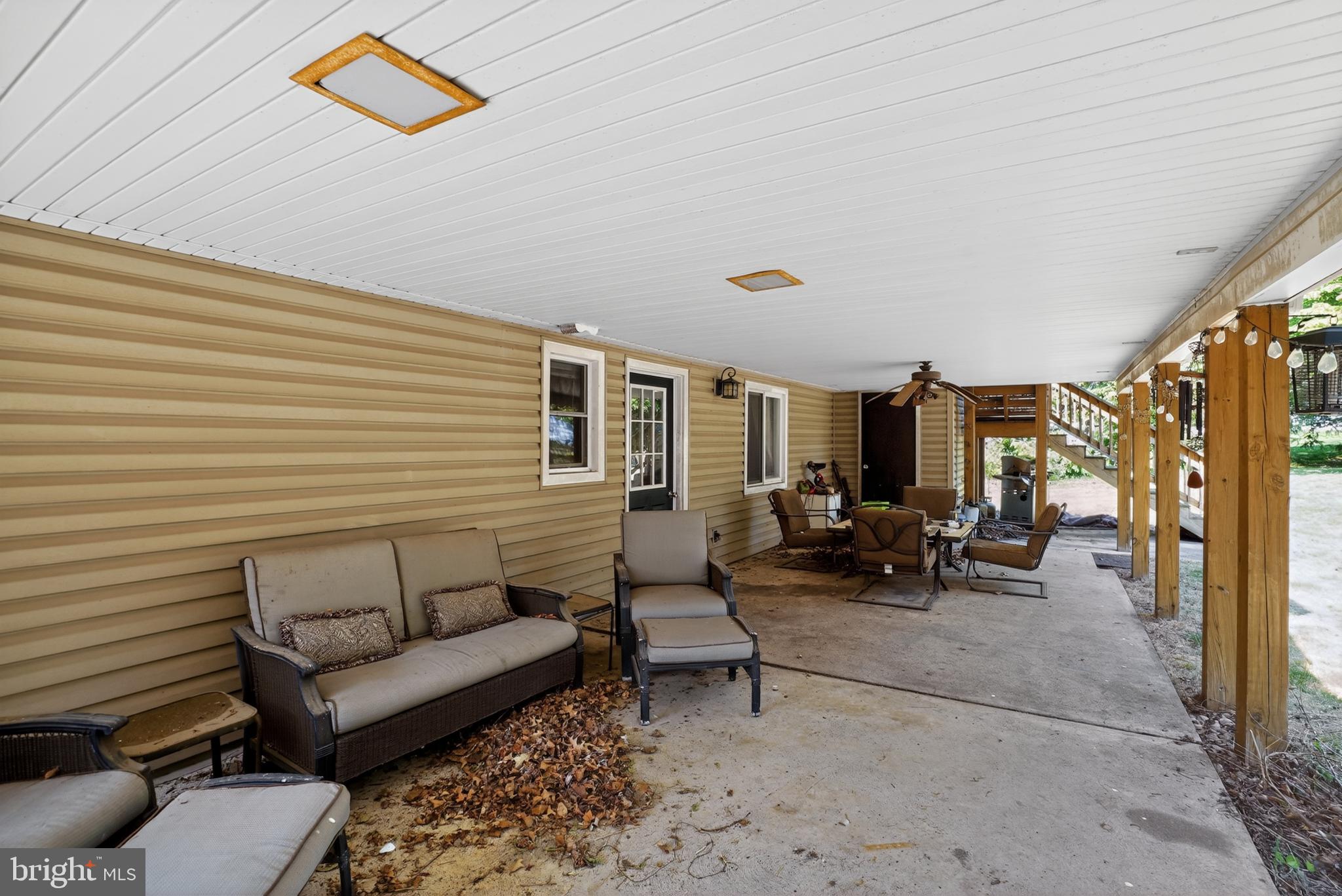 PINE GROVE - Residential