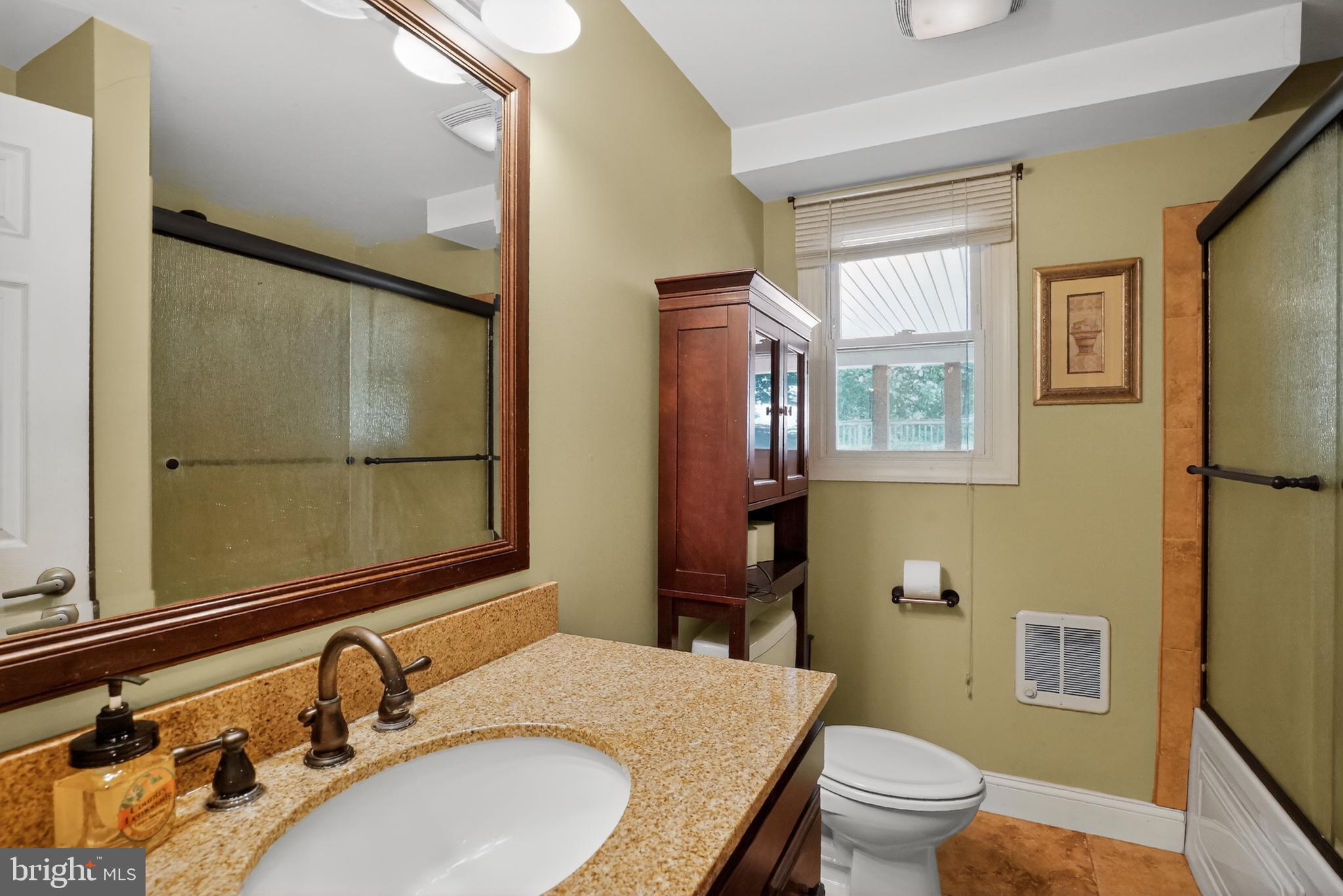 PINE GROVE - Residential