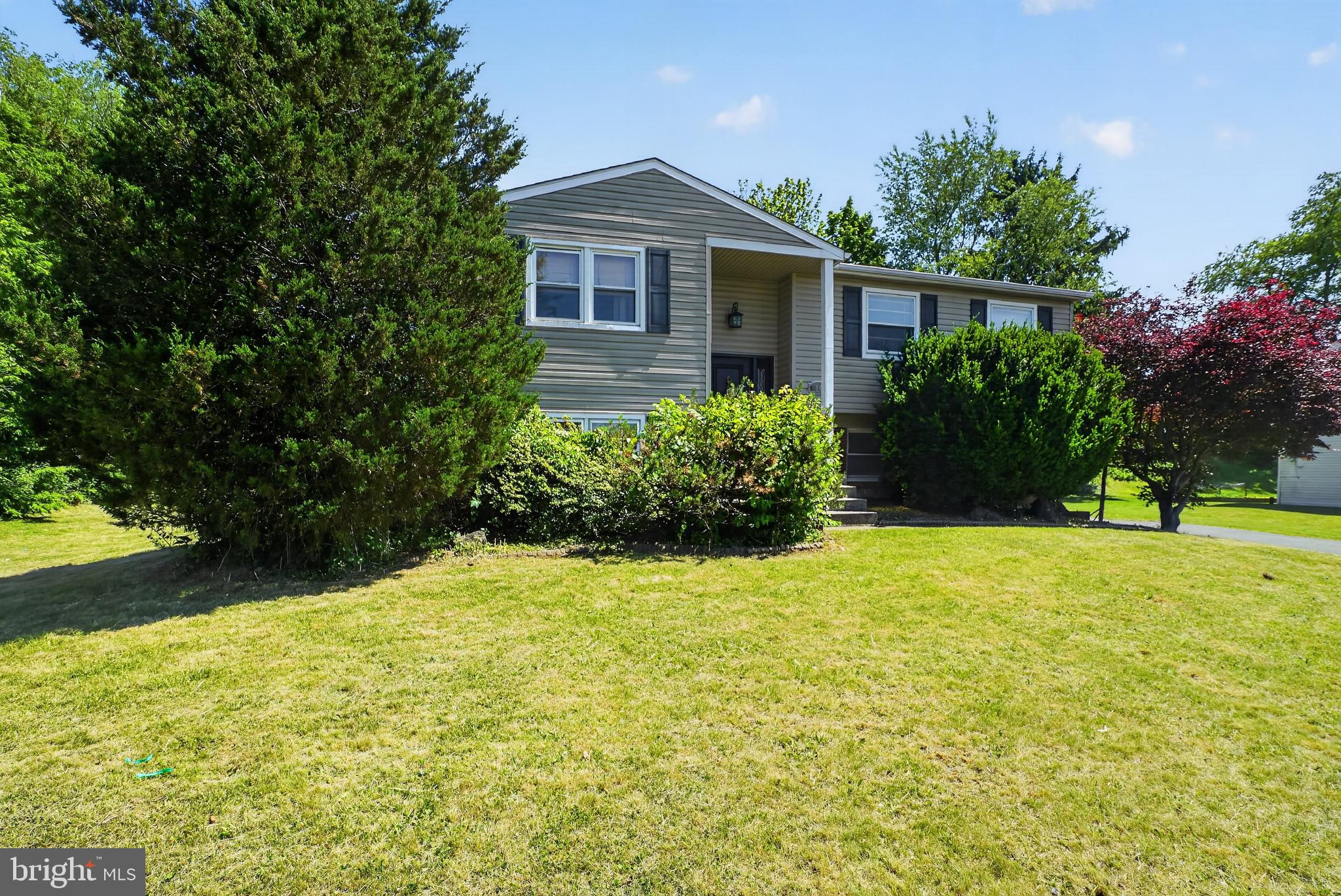 PINE GROVE - Residential