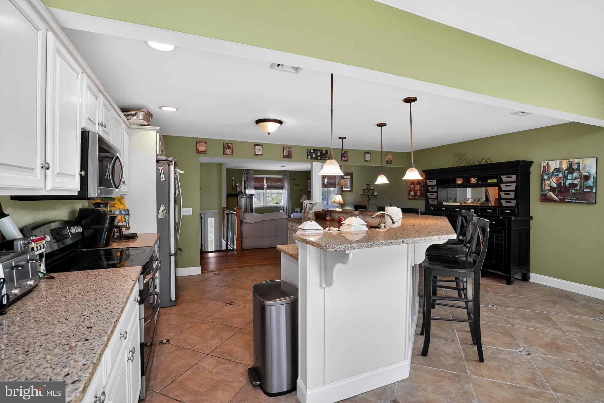 PINE GROVE - Residential