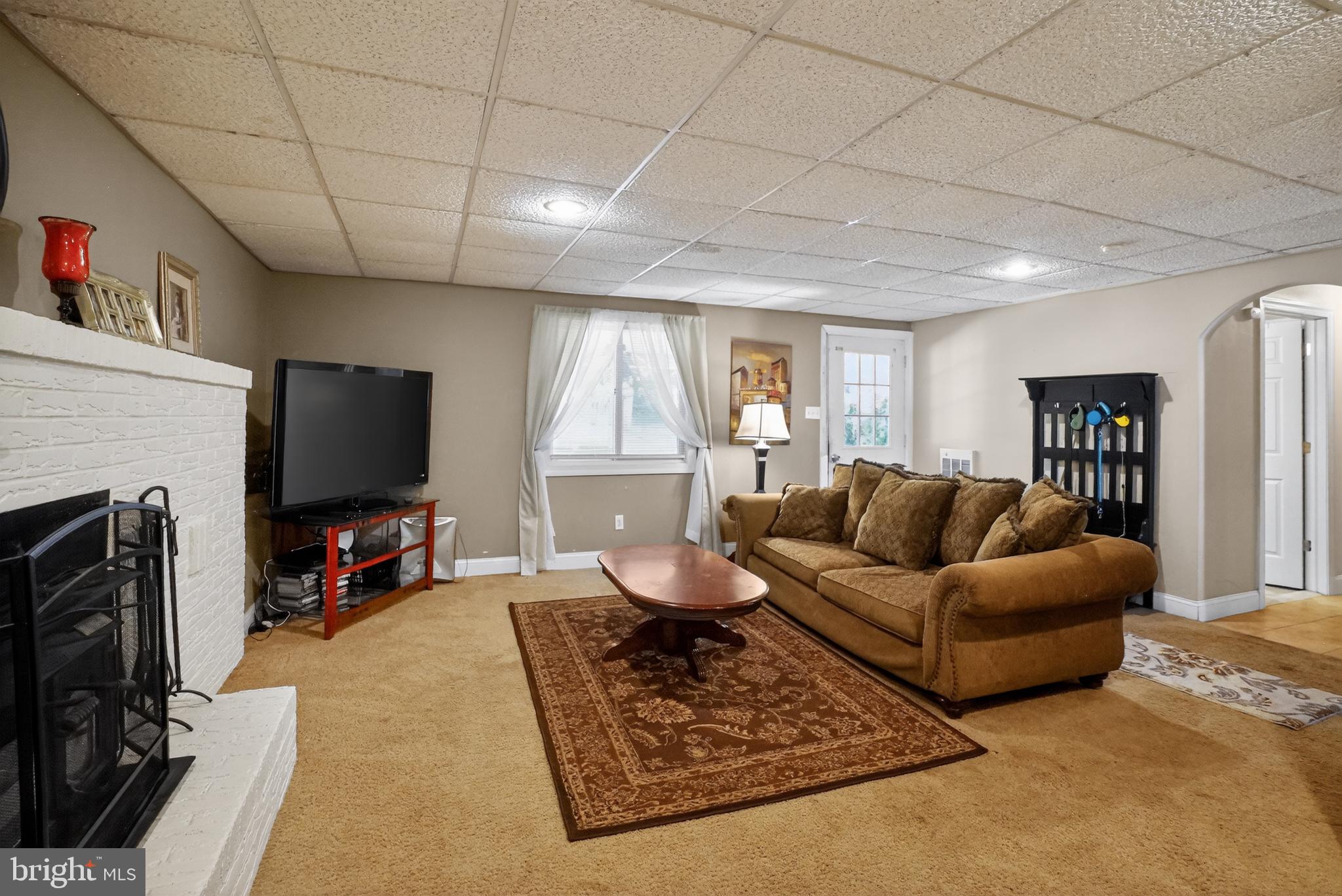 PINE GROVE - Residential