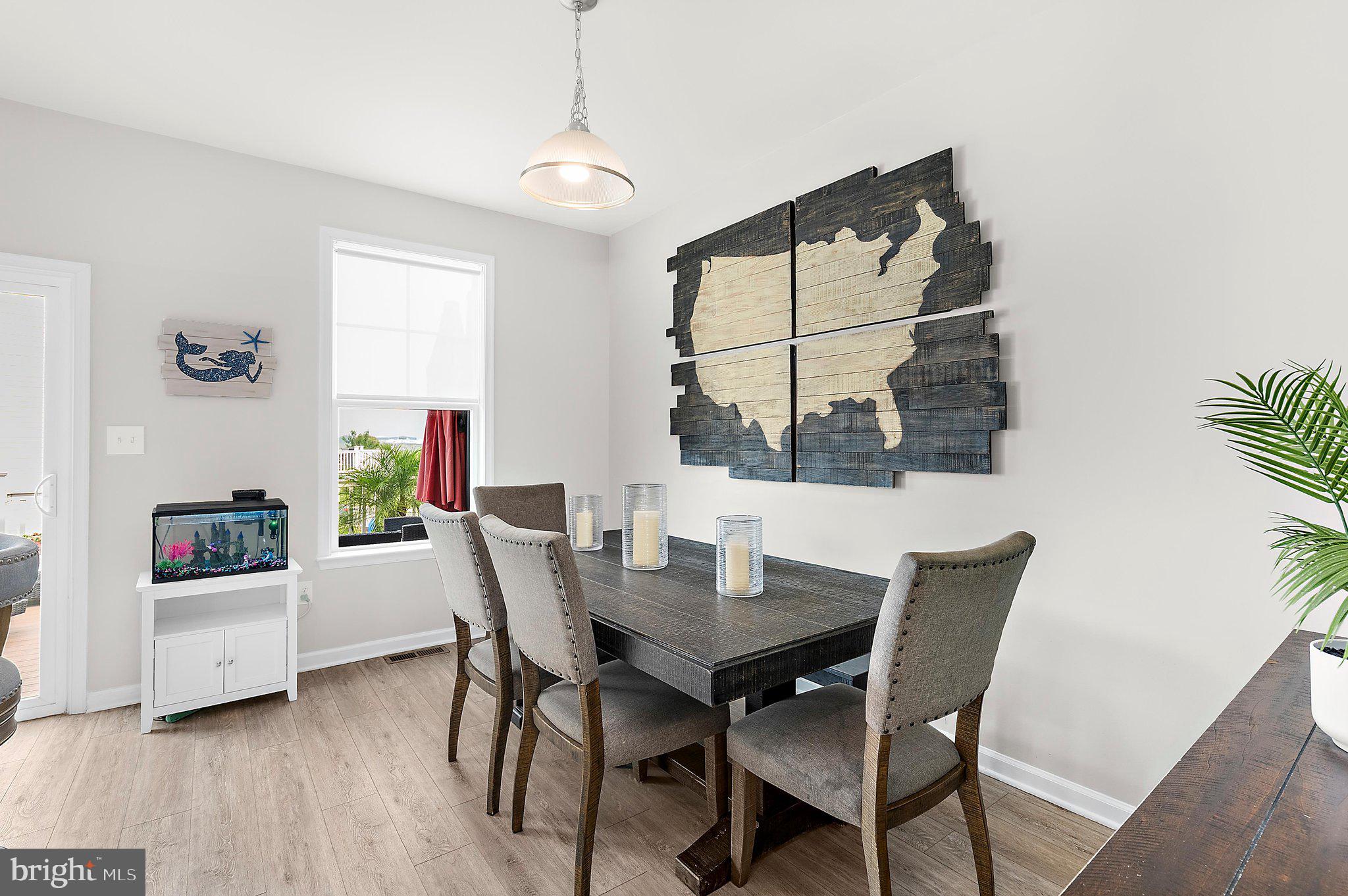 ELLENDALE - Residential