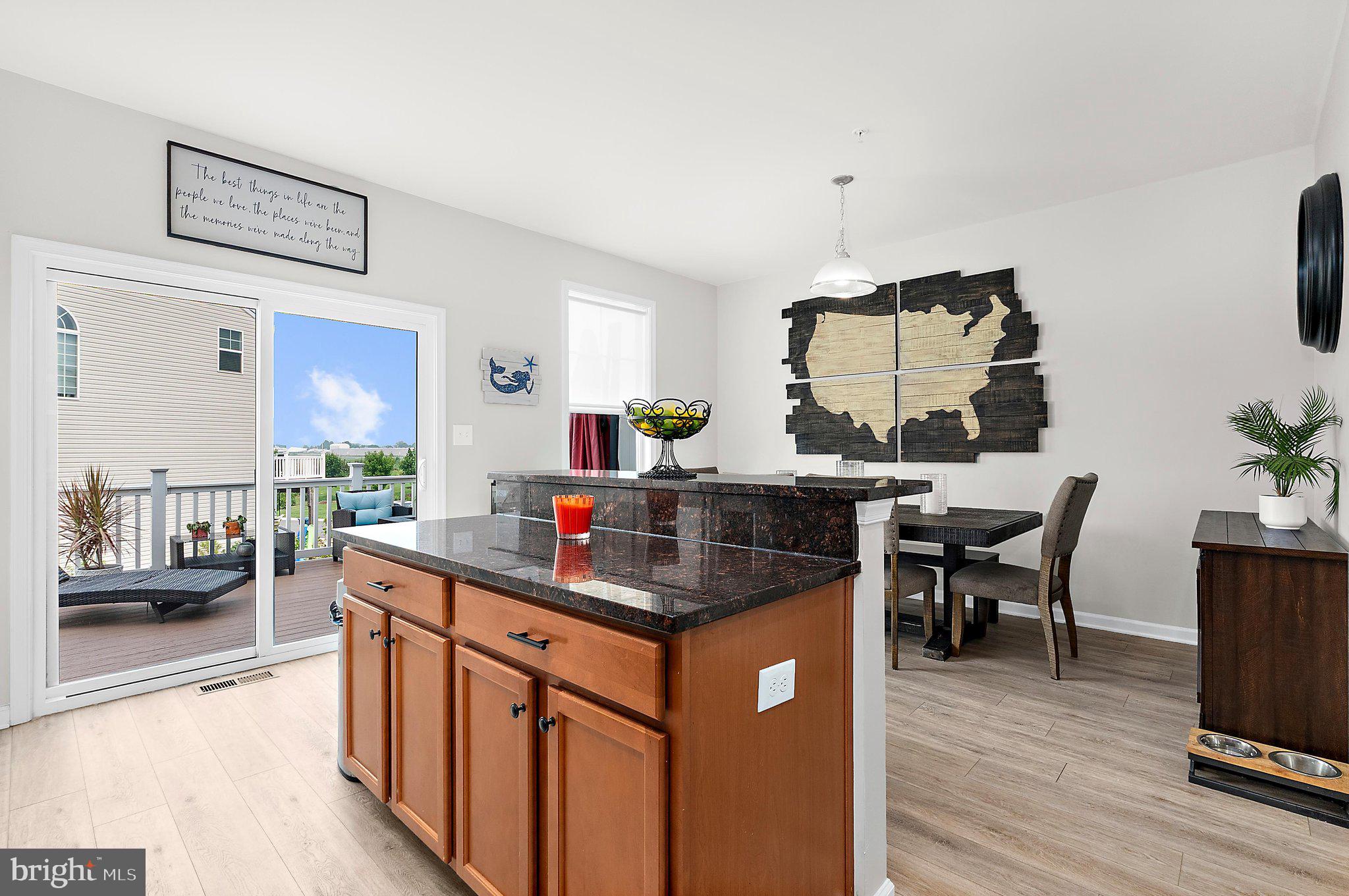 ELLENDALE - Residential