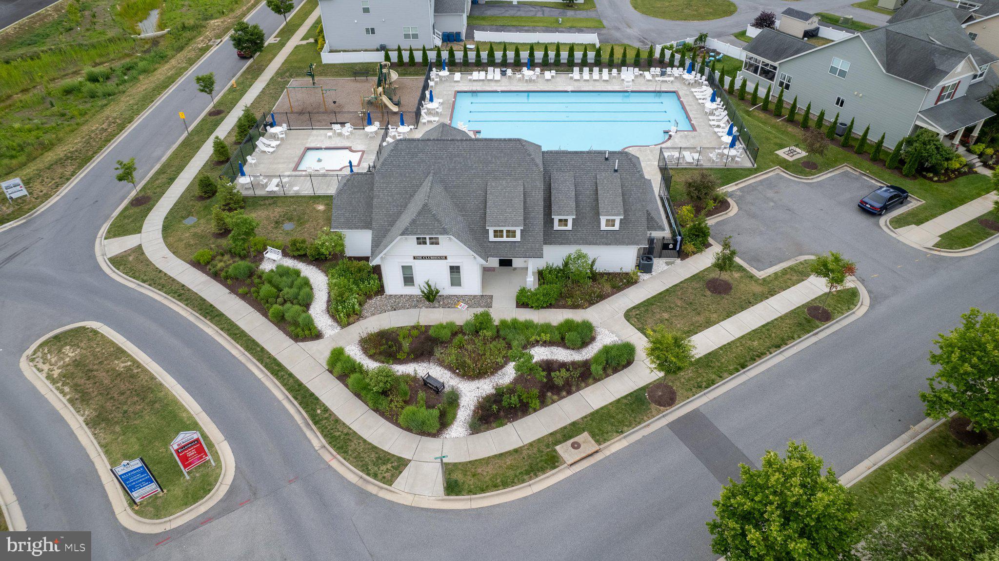 ELLENDALE - Residential