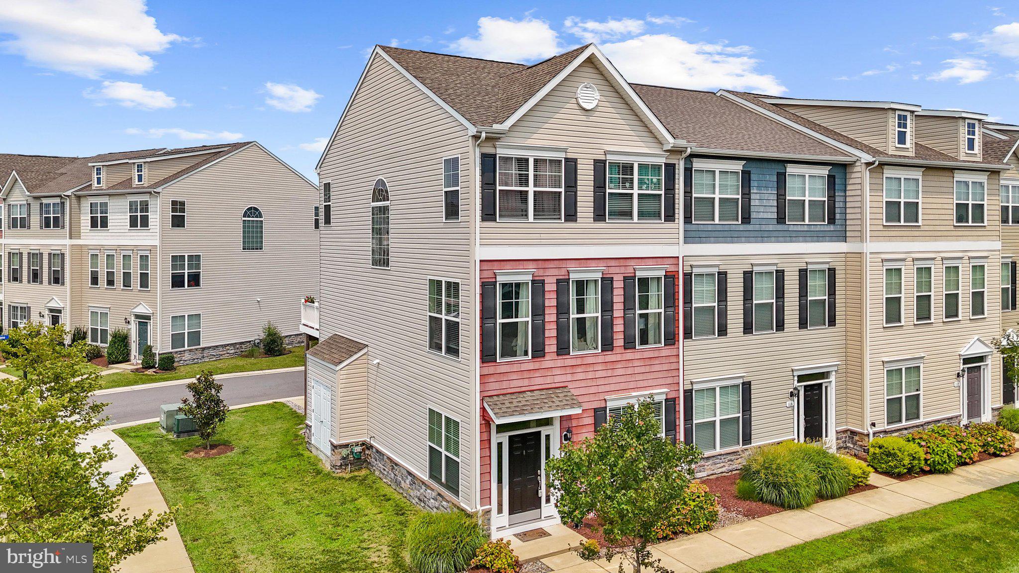 ELLENDALE - Residential