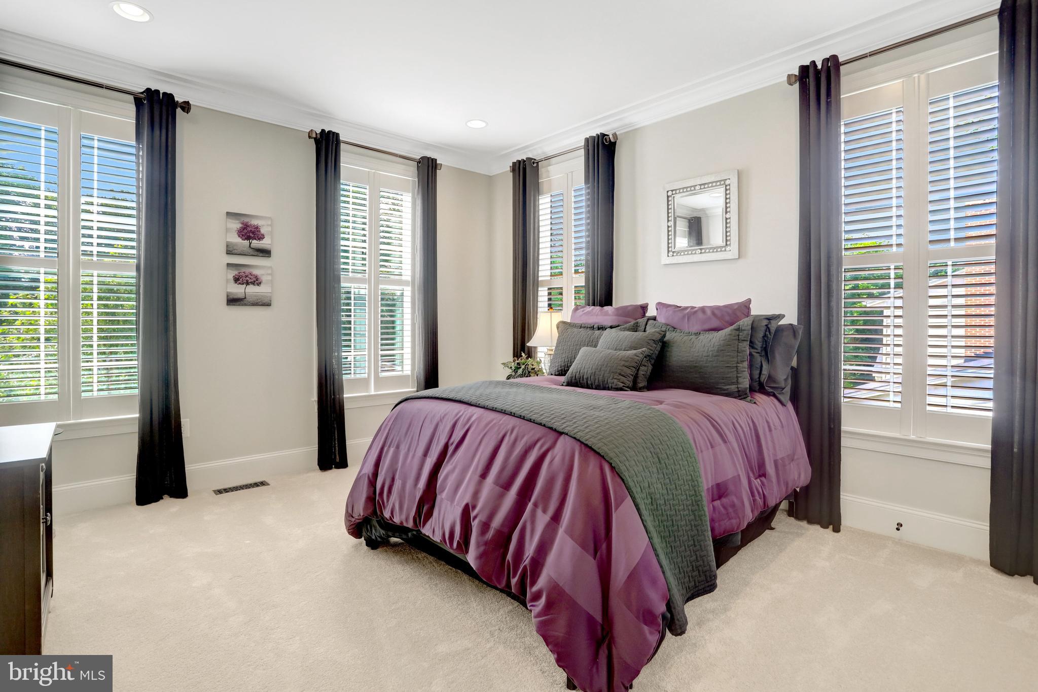 SOUTHAMPTON FOREST - Residential