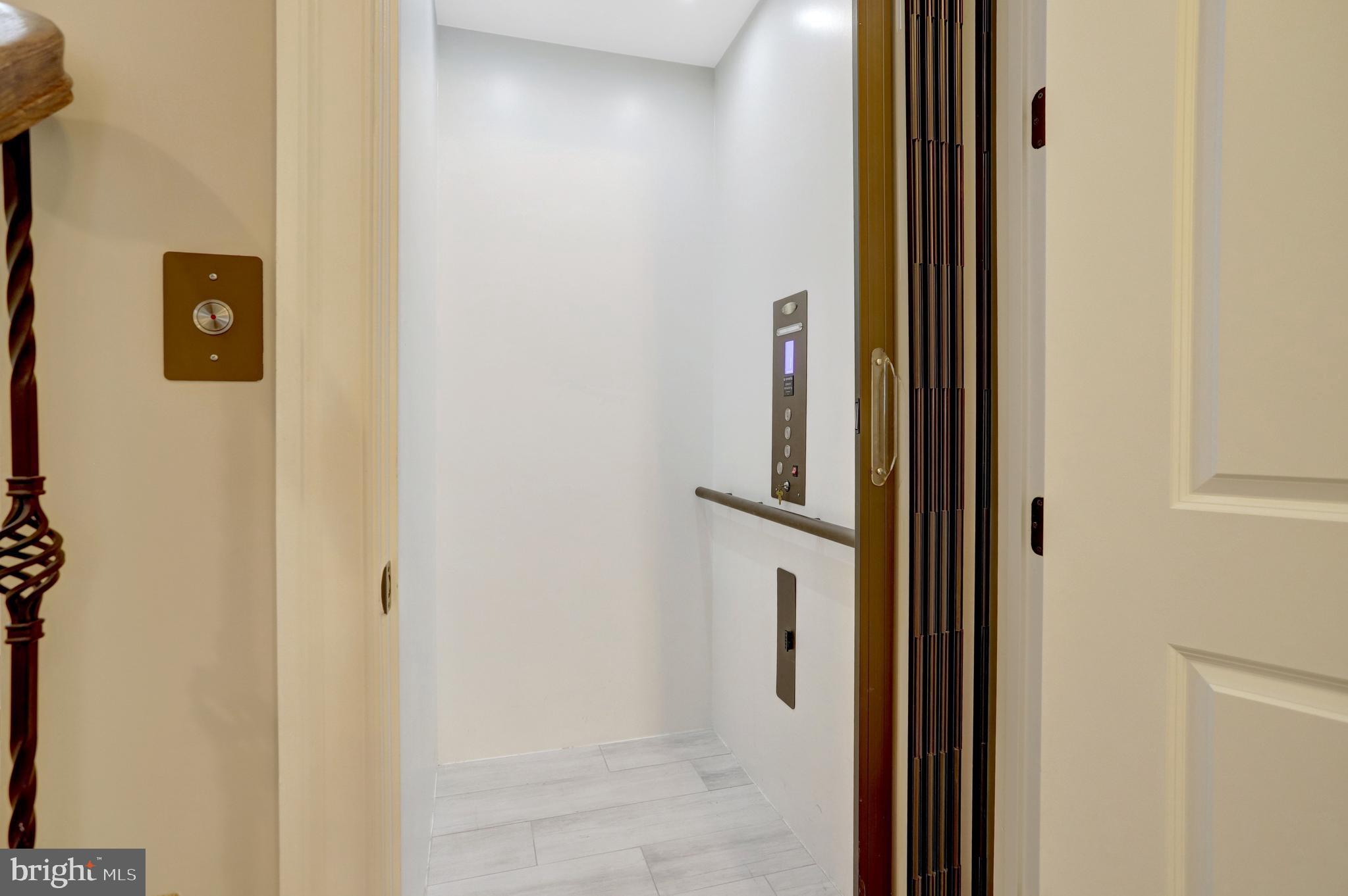 SOUTHAMPTON FOREST - Residential