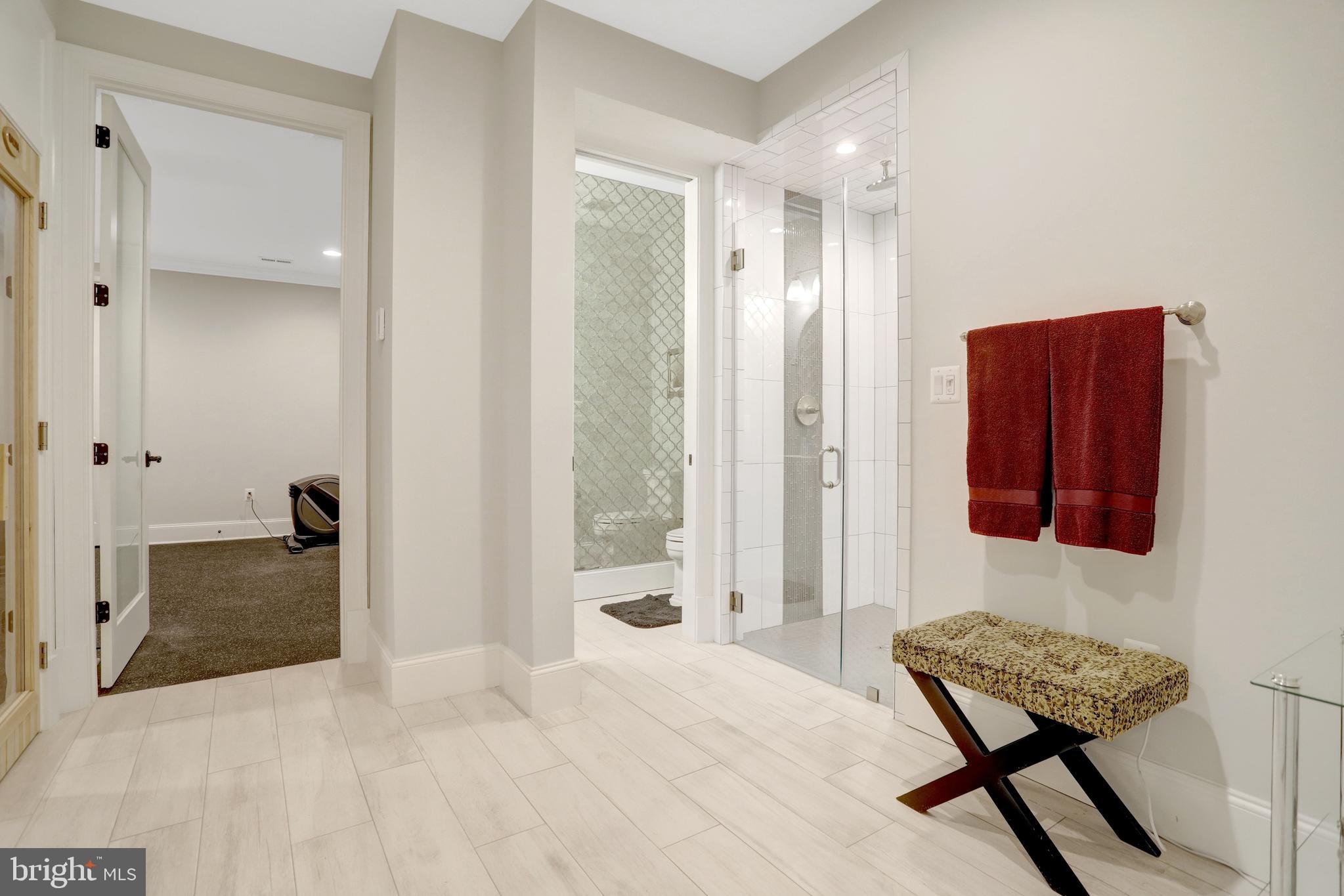 SOUTHAMPTON FOREST - Residential