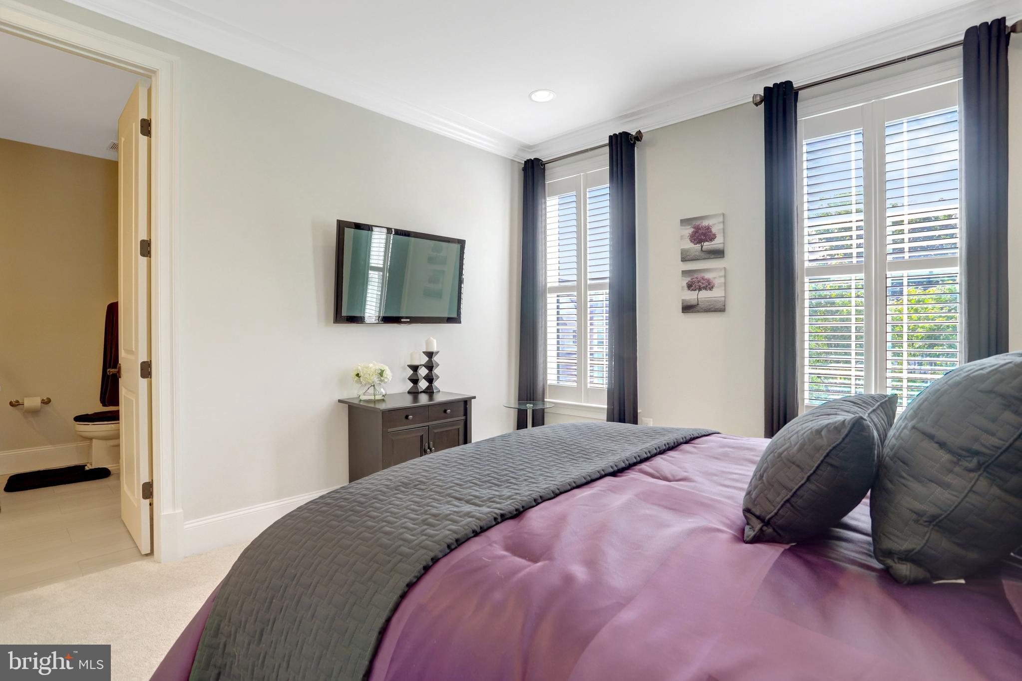 SOUTHAMPTON FOREST - Residential