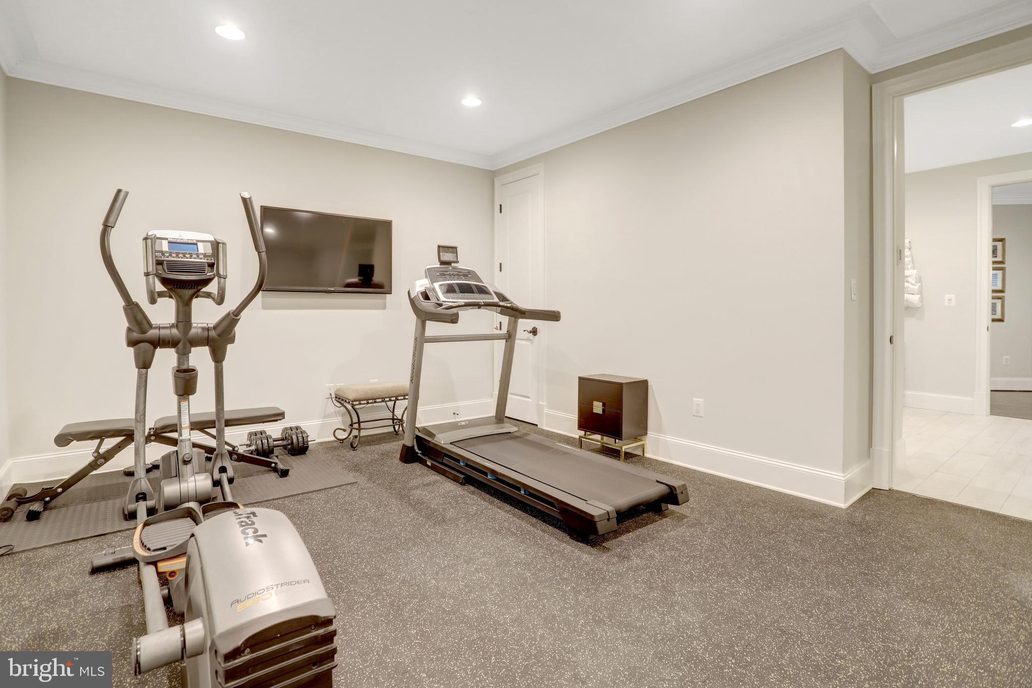 SOUTHAMPTON FOREST - Residential