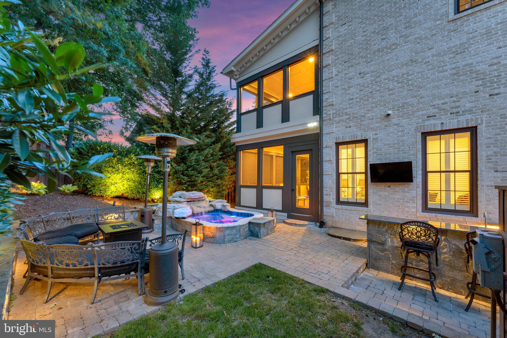 SOUTHAMPTON FOREST - Residential