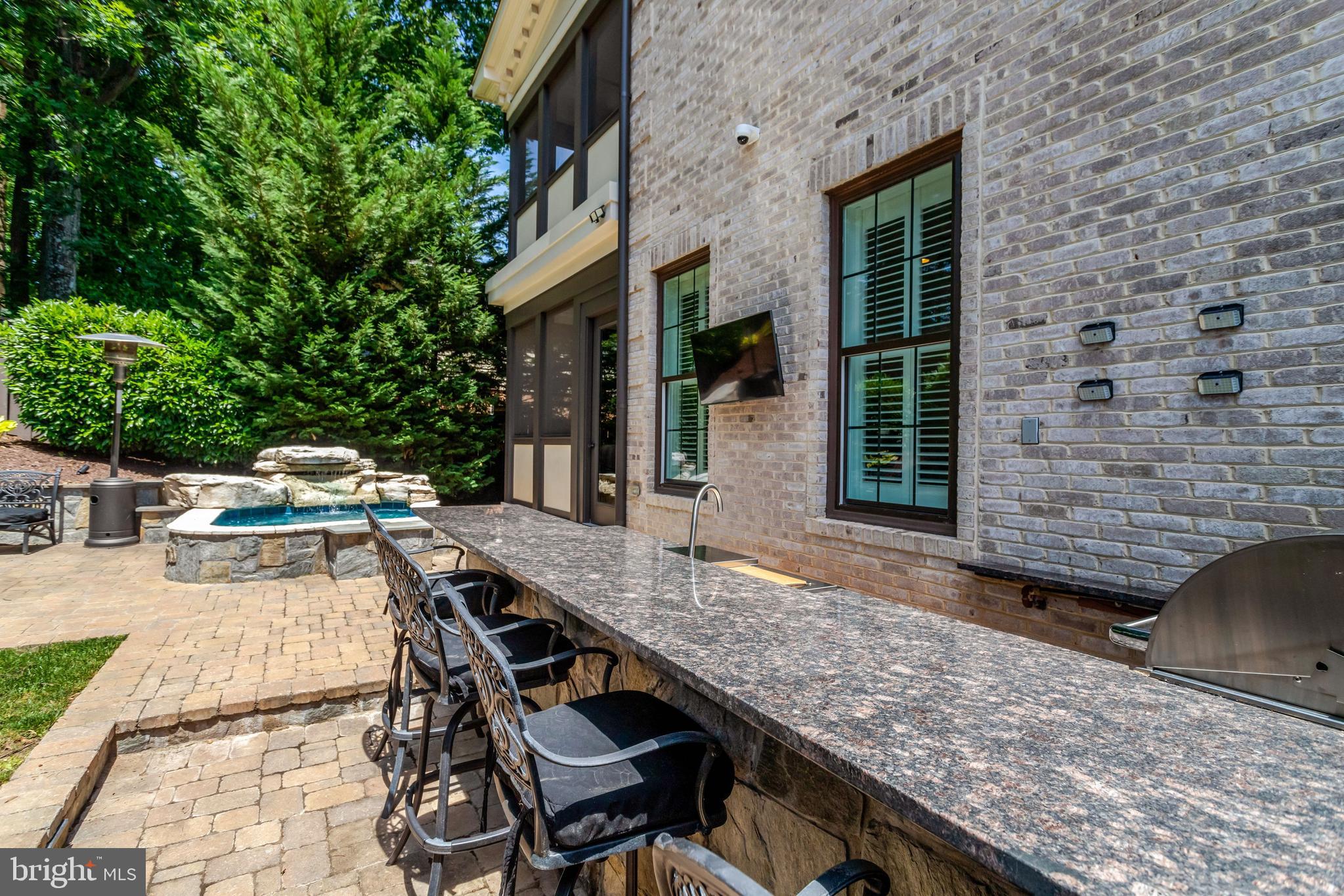 SOUTHAMPTON FOREST - Residential