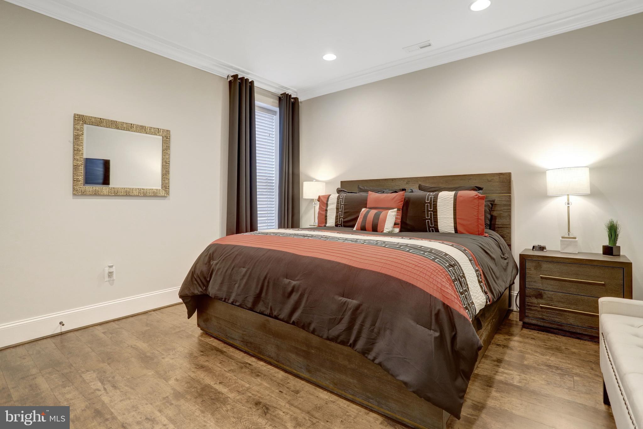 SOUTHAMPTON FOREST - Residential