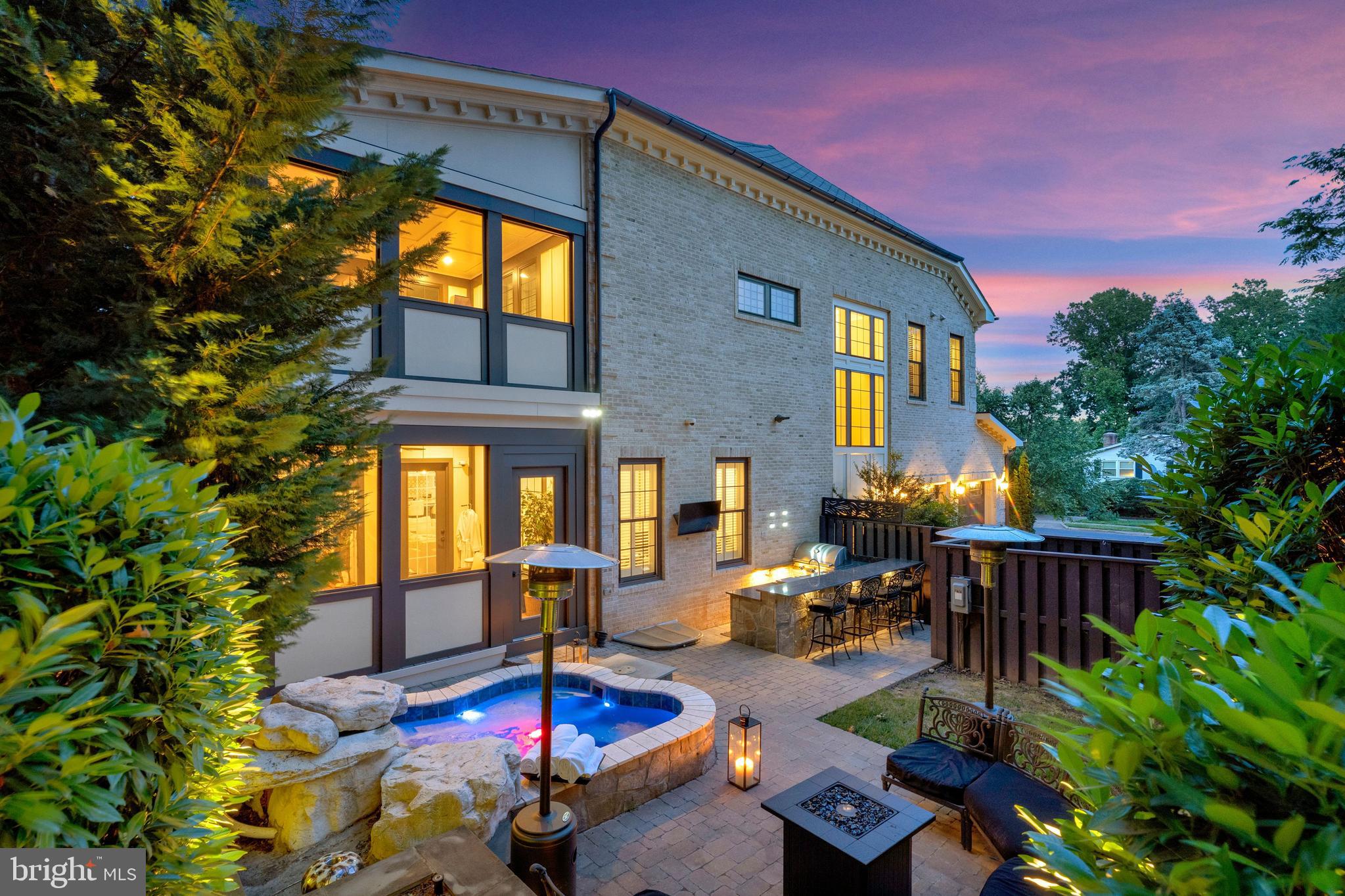 SOUTHAMPTON FOREST - Residential
