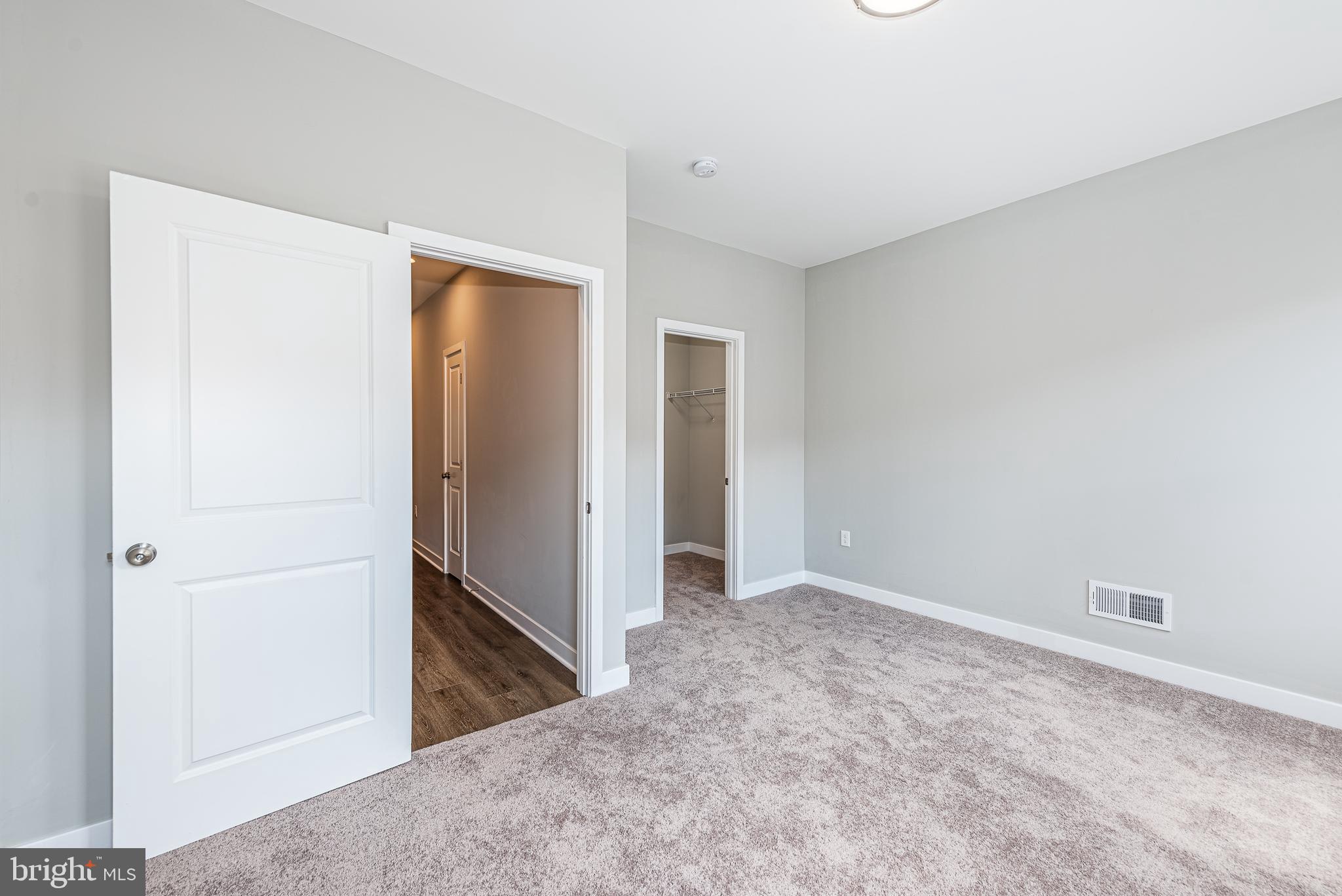 UPTON - Residential