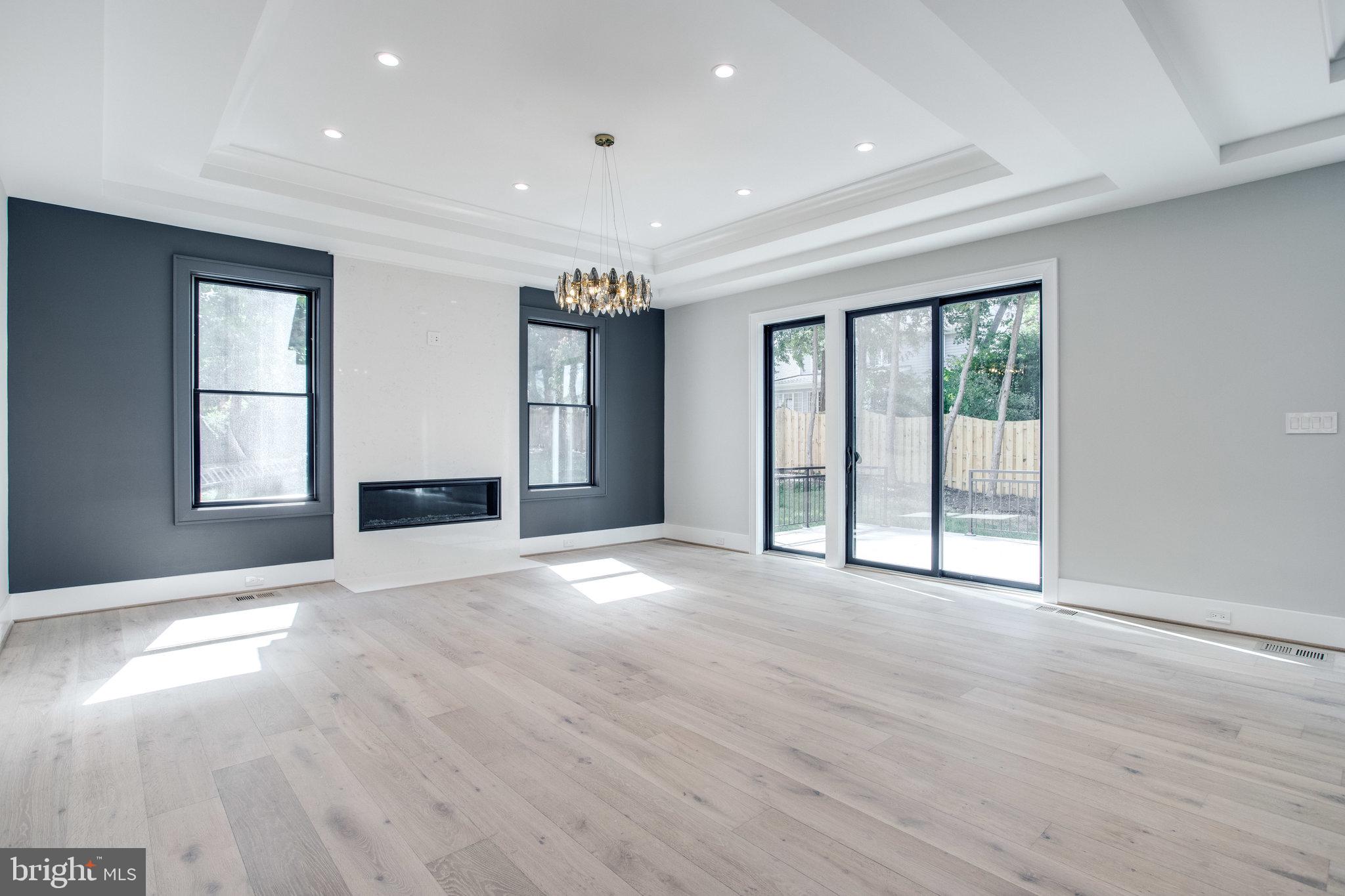 BRAEWOOD - Residential