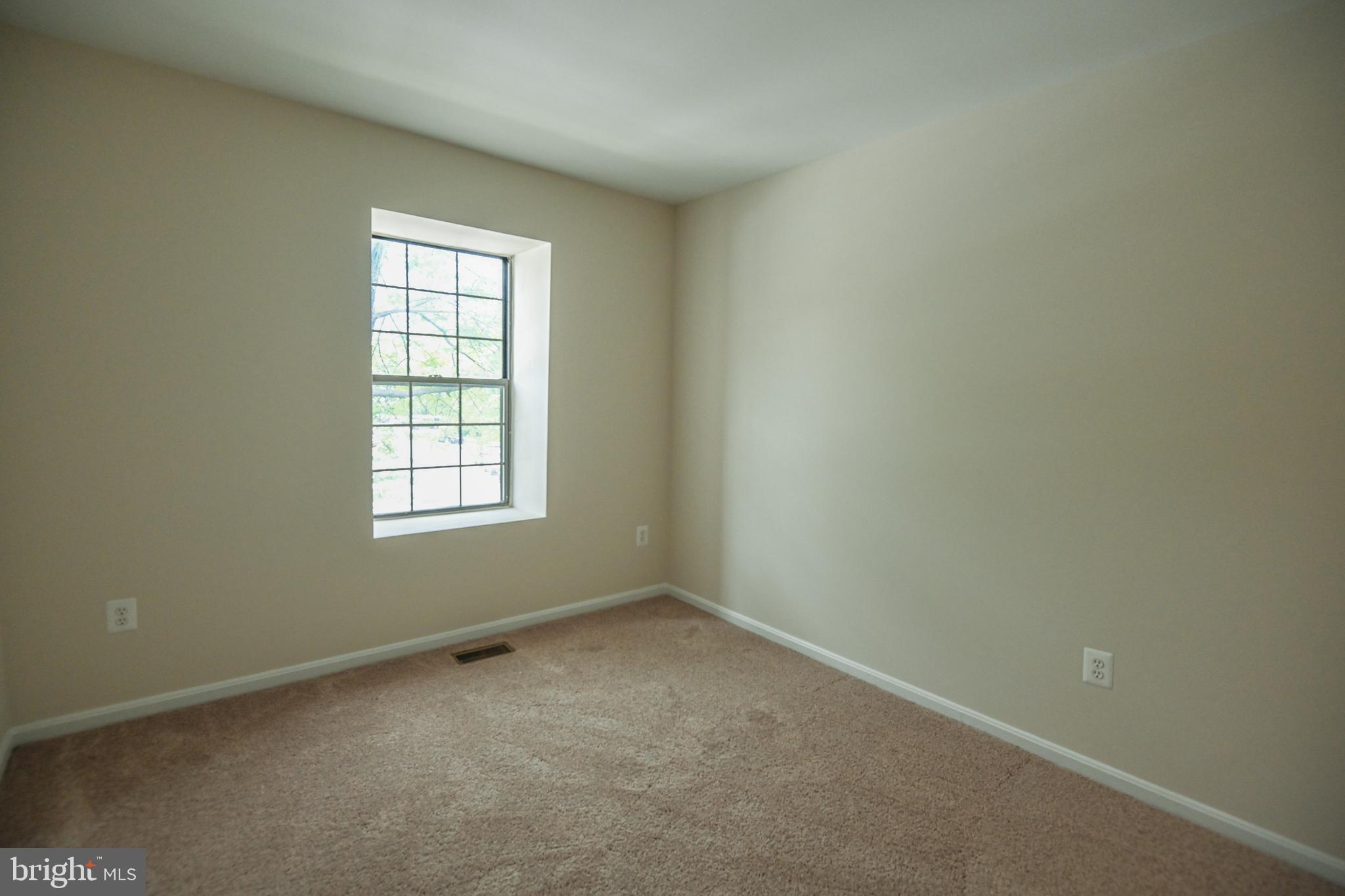 LAUREL LAKES PLAT 3 - Residential Lease